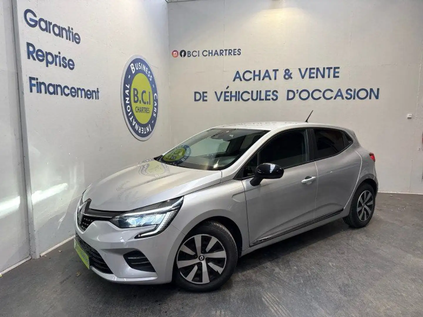 Renault Clio V 1.0 TCE 90CH EQUILIBRE Grau - 1