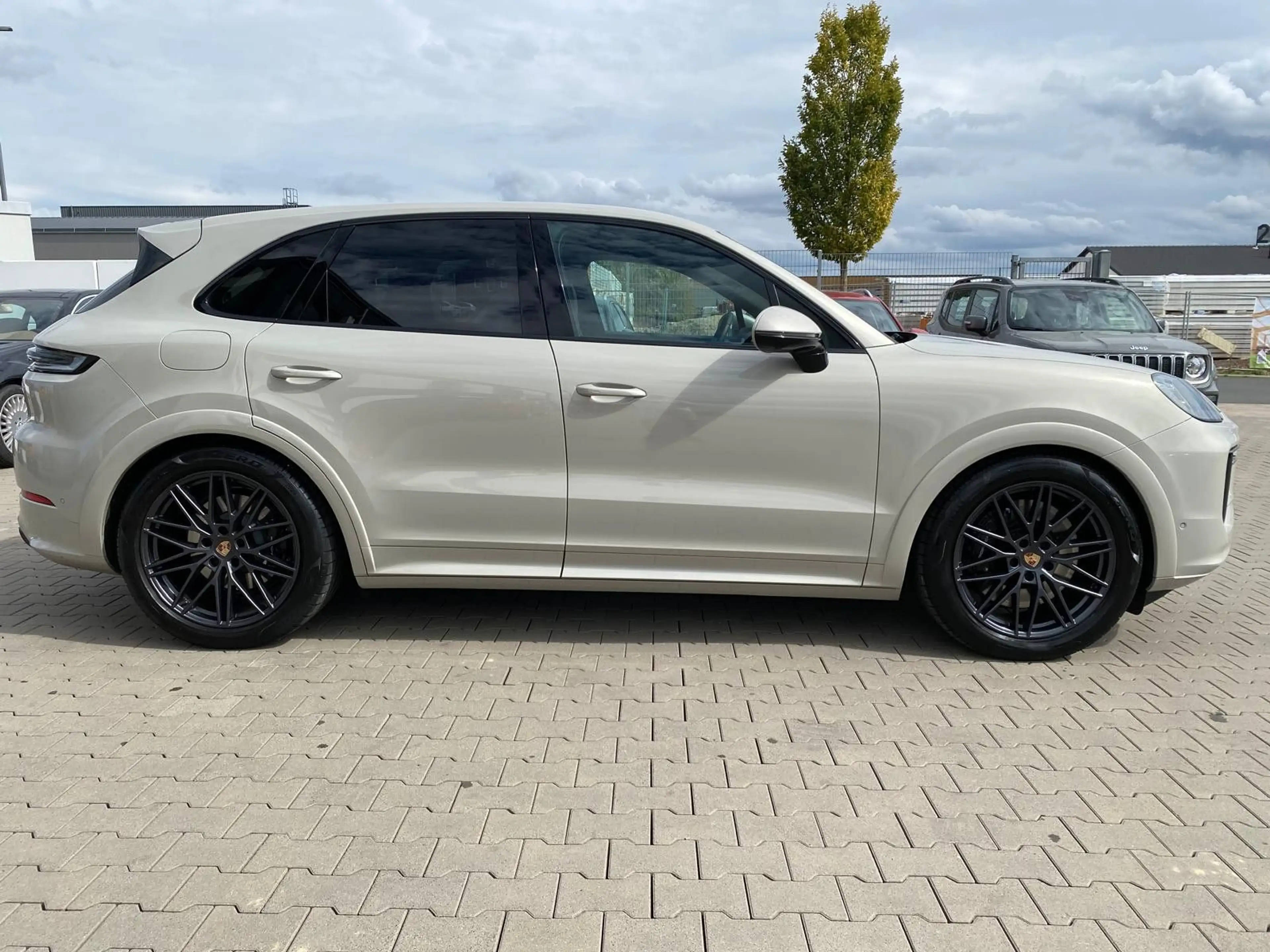 Porsche Cayenne GTS/Dt.Fahrz./Garantie/Matrix-LED/Burmes — photo 5