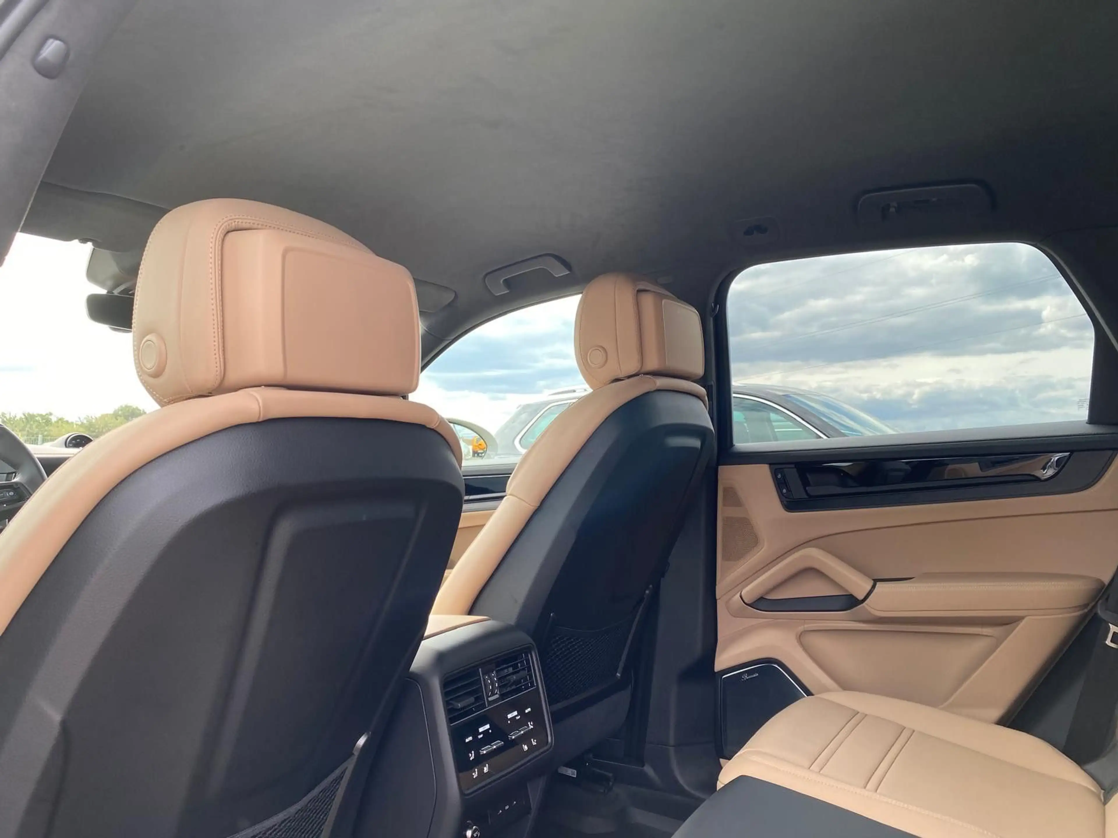 Porsche Cayenne GTS/Dt.Fahrz./Garantie/Matrix-LED/Burmes — photo 14