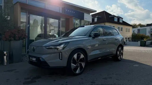 Volvo EX90 Ultra Performance Twin+AHK+B&W+WR+LuftFW