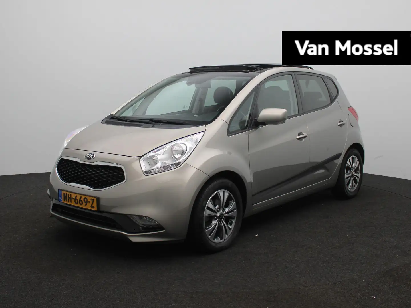 Kia Venga 1.4 CVVT ExecutiveLine | Camera | Stoelverwarming Gris - 1