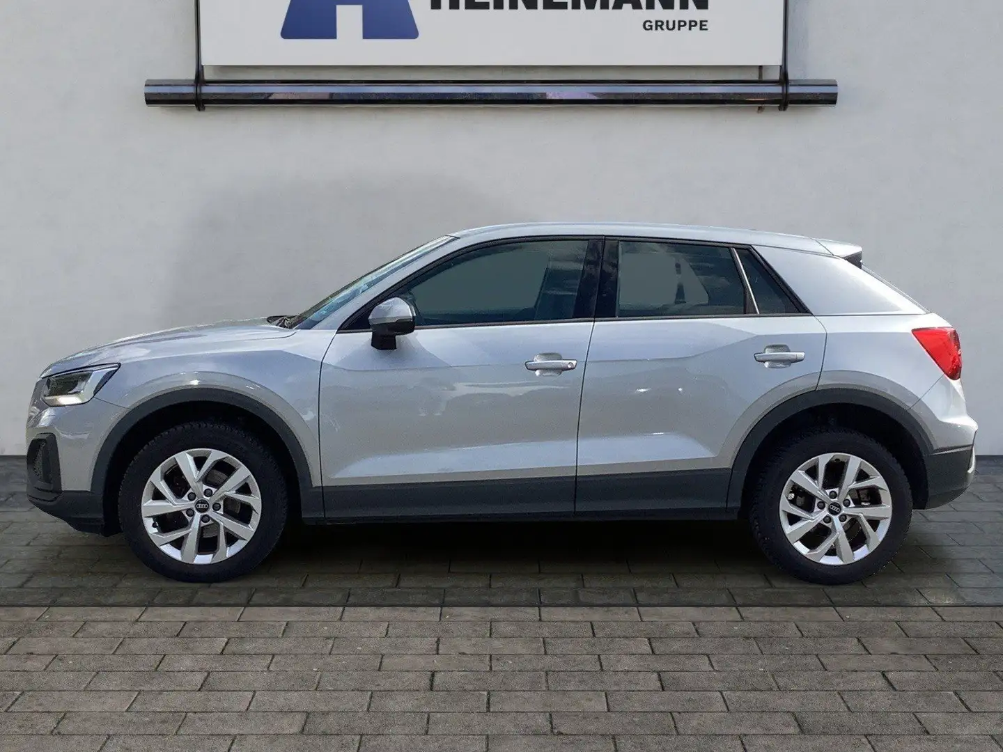 Audi Q2 30 1.0 TFSI basis Navi LED Sitzh. PDC Silber - 2