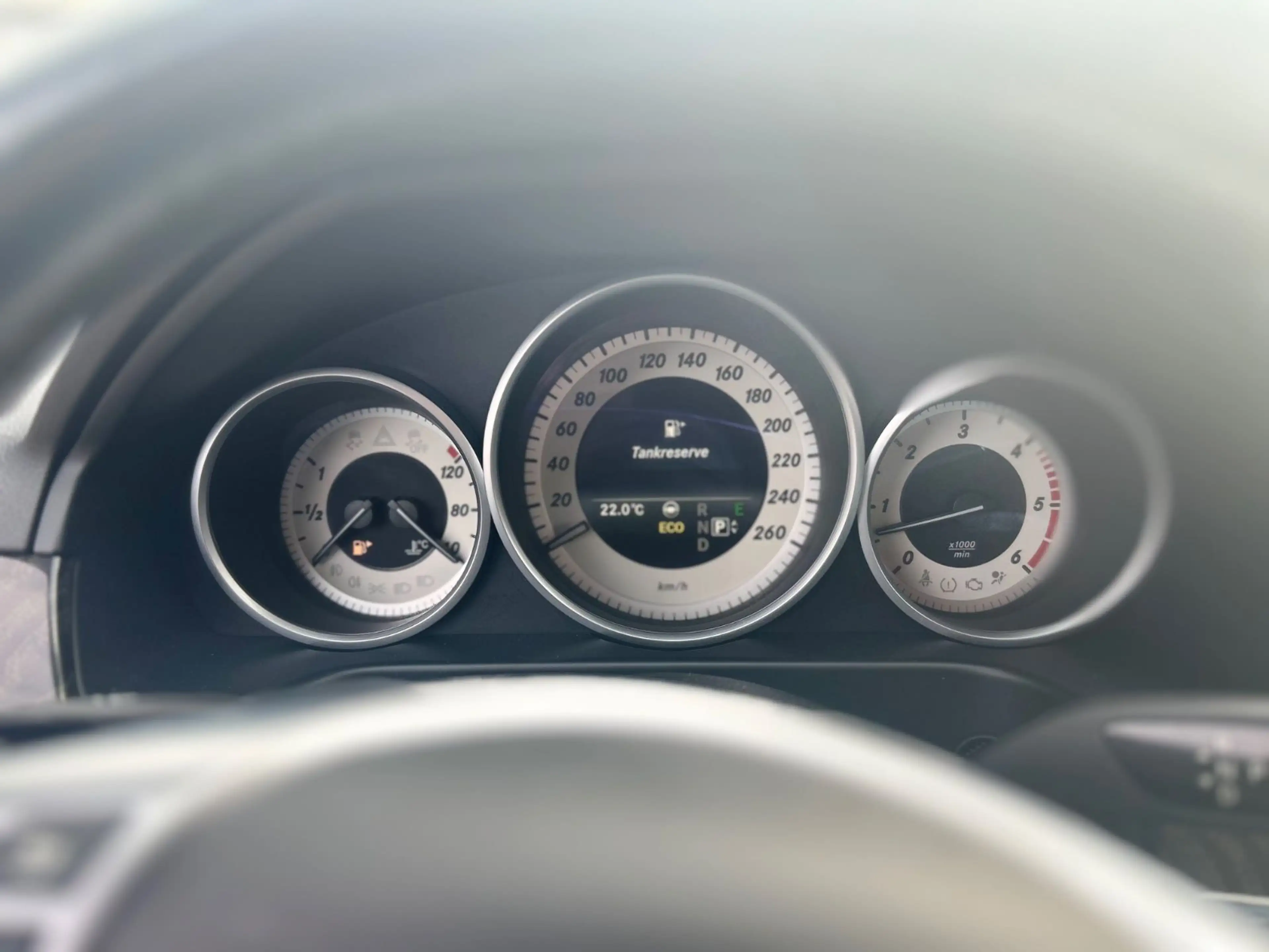 Mercedes-Benz E 350 E T-Modell BlueTec 4Matic — photo 14