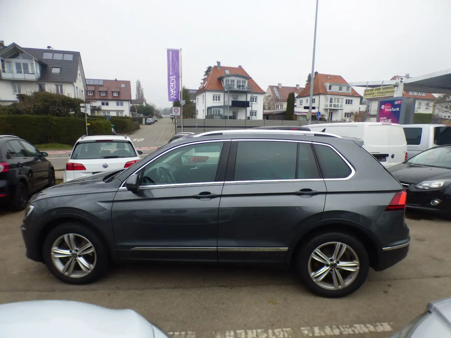 Volkswagen Tiguan Highline BMT/Start-Stopp 4Motion*NAVI MMI Gris - 2