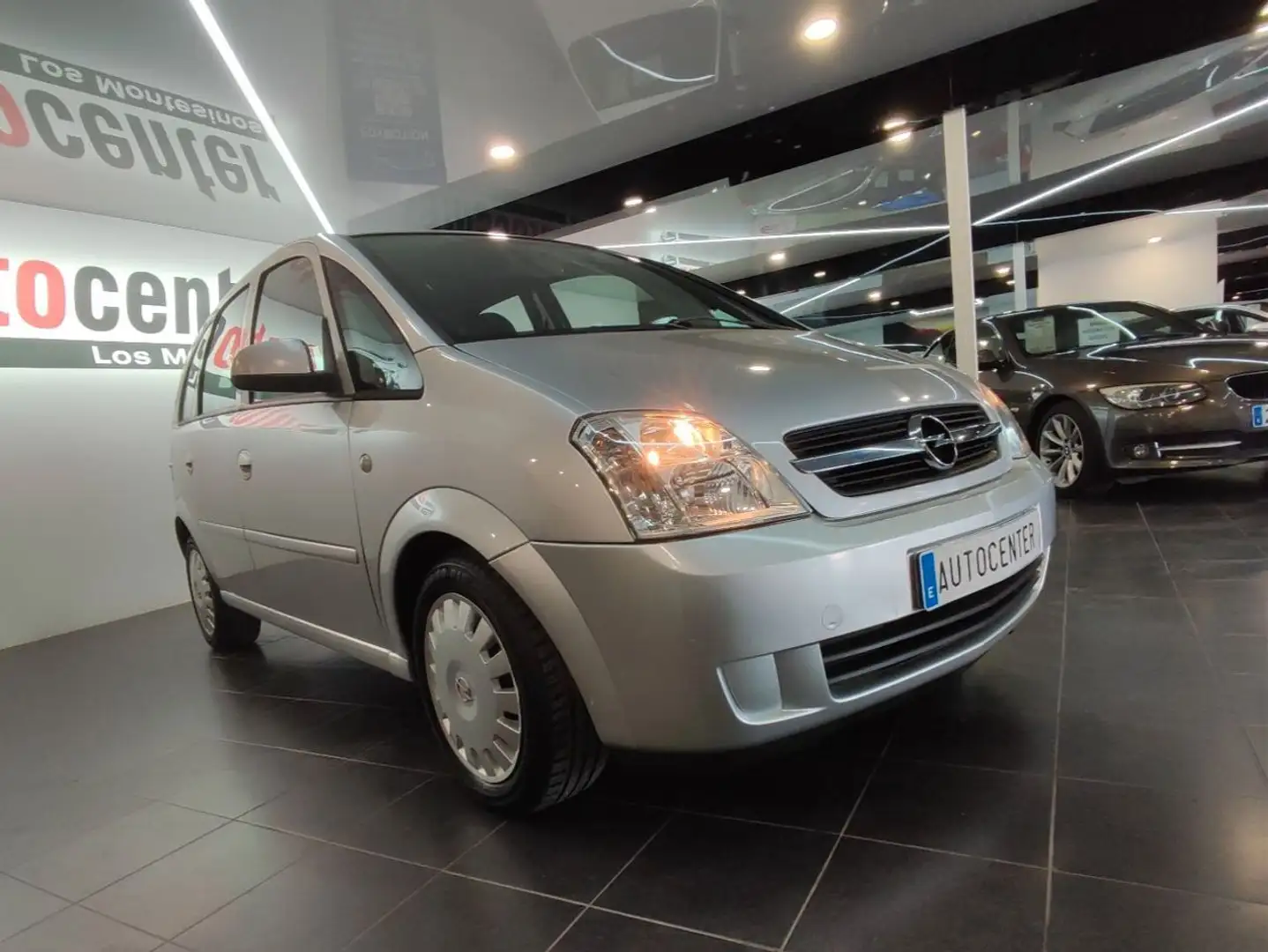 Opel Meriva 1.7CDTi Enjoy Grau - 2