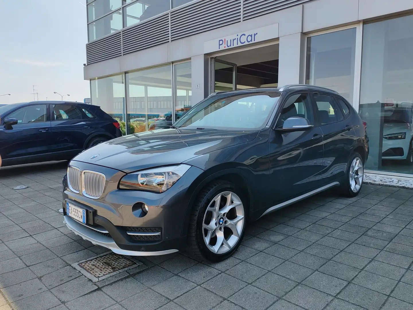 BMW X1 xDrive20d X Line Pelle Navi Sensori Cerchi 18" Gri - 1