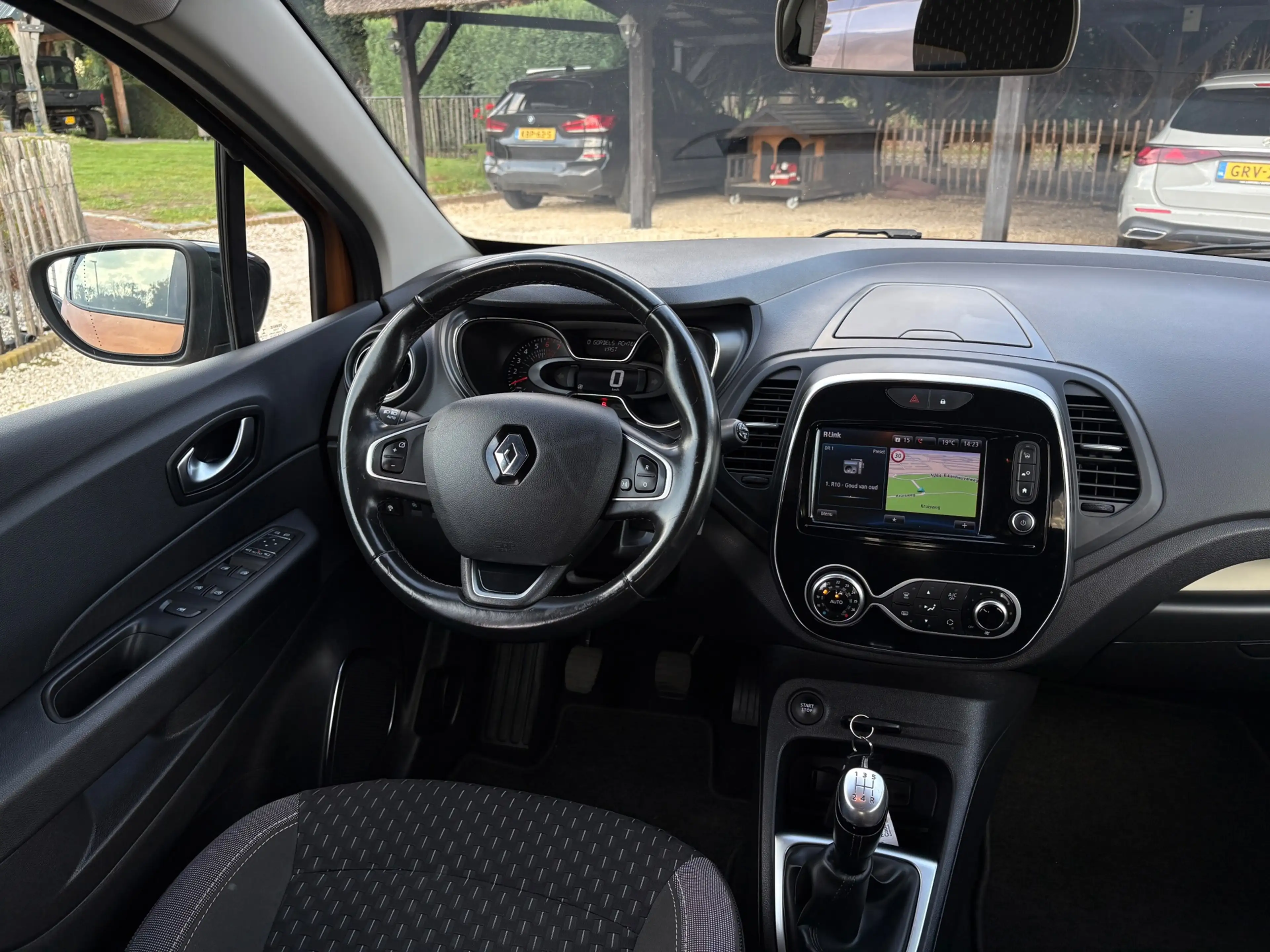 Renault Captur 0.9 TCe Intens Trekhaak, LED, Keyless, Carplay — photo 33