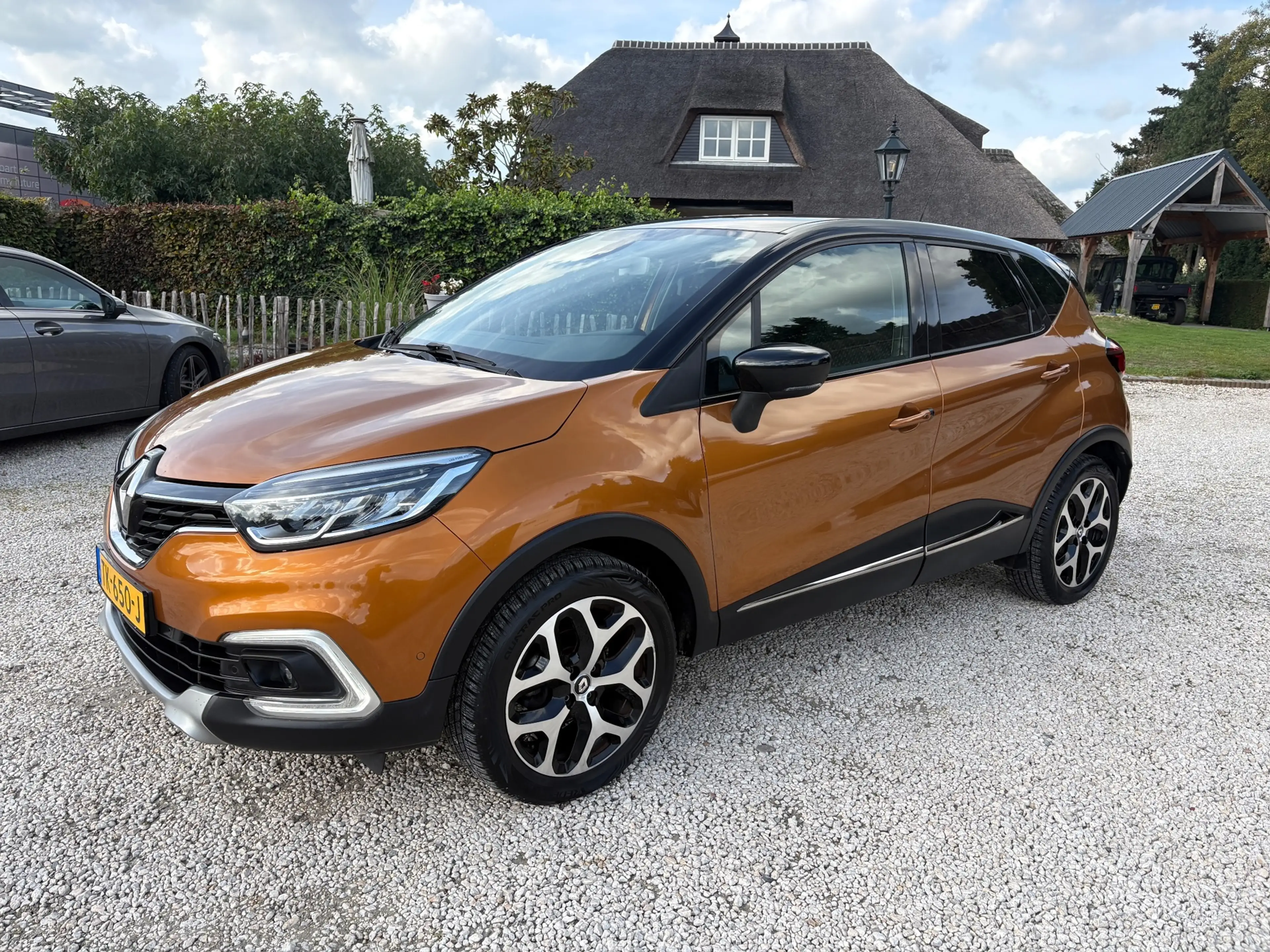 Renault Captur 0.9 TCe Intens Trekhaak, LED, Keyless, Carplay — photo 35