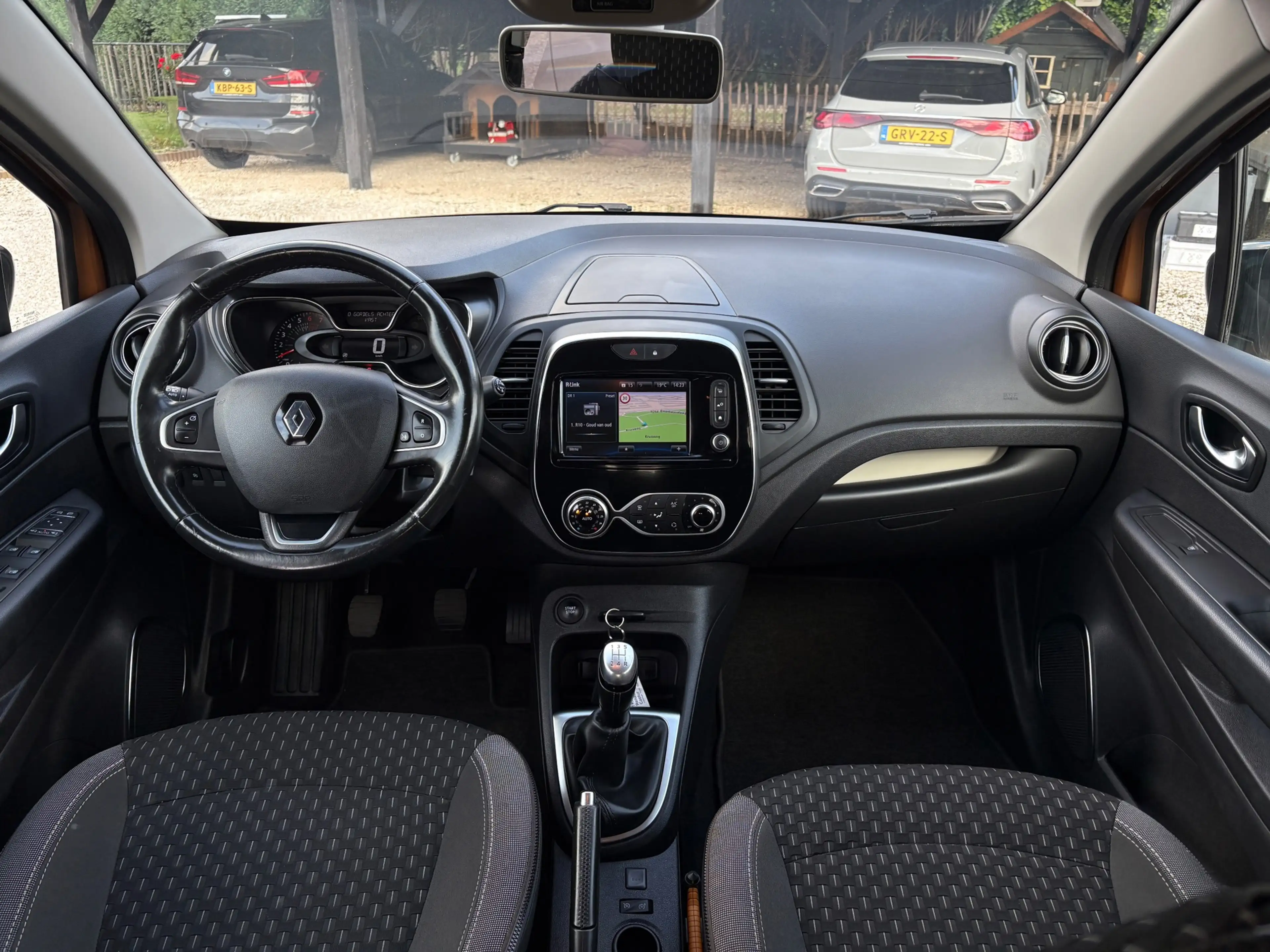 Renault Captur 0.9 TCe Intens Trekhaak, LED, Keyless, Carplay — photo 11