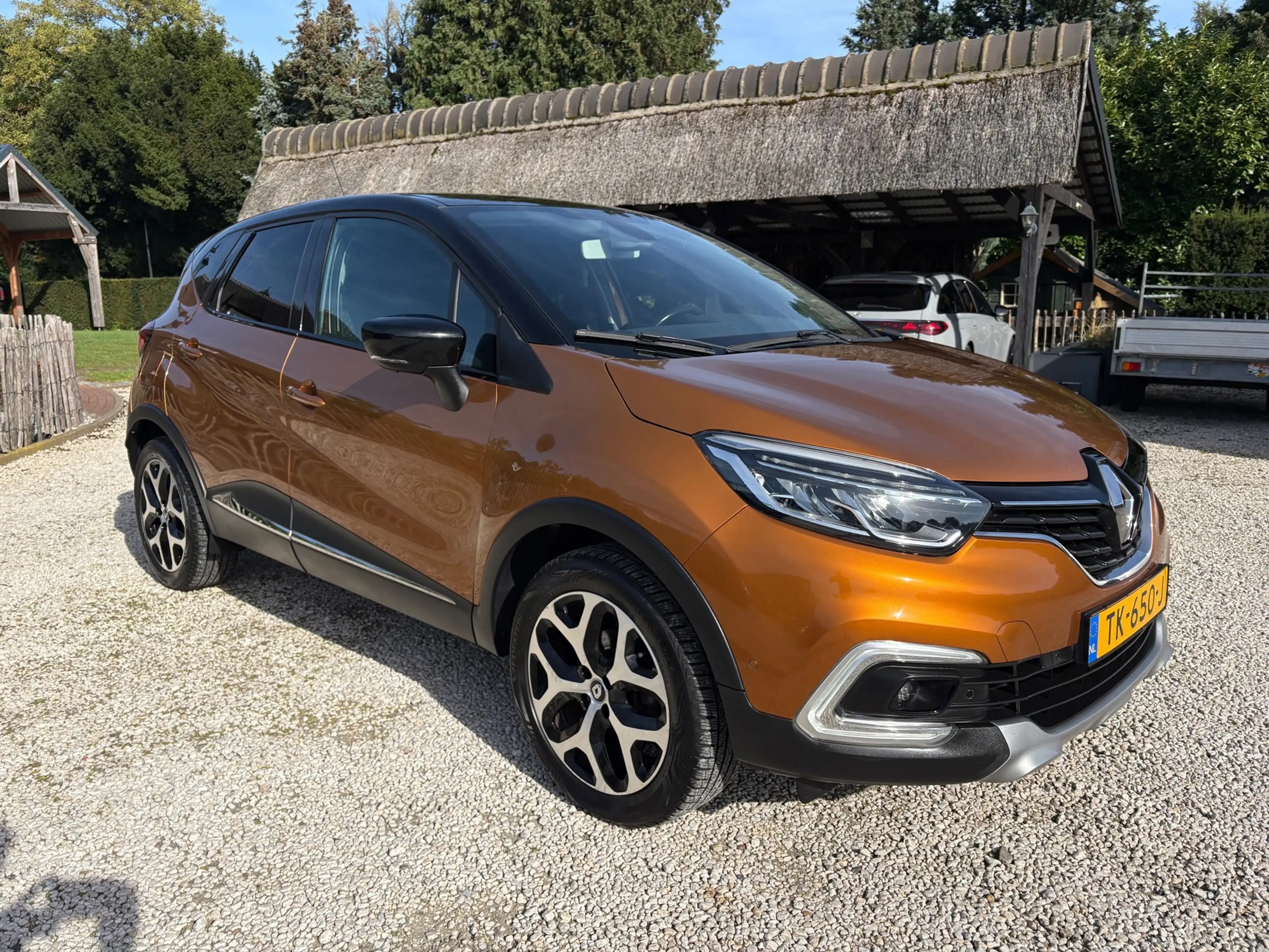 Renault Captur 0.9 TCe Intens Trekhaak, LED, Keyless, Carplay — photo 3