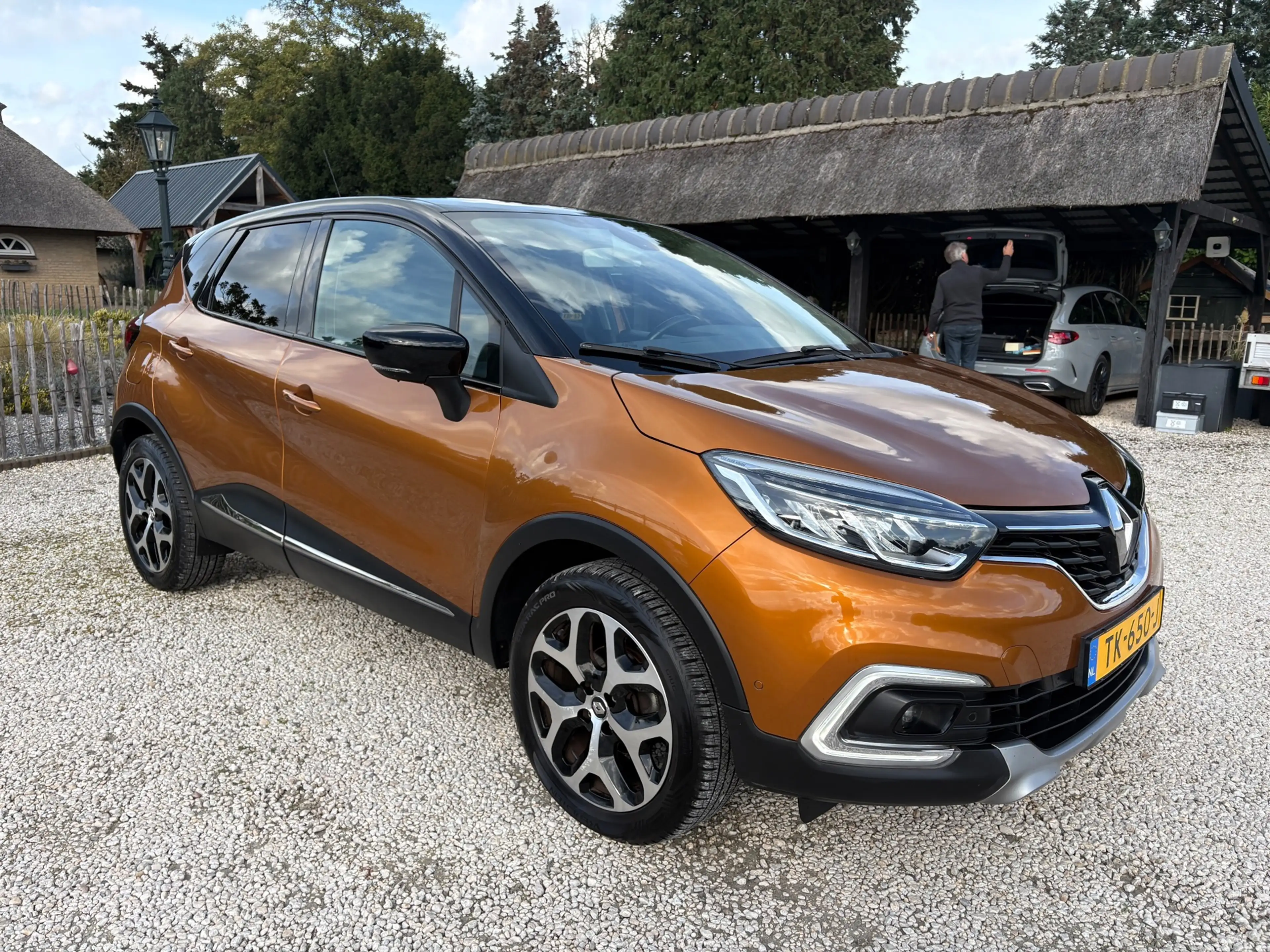 Renault Captur 0.9 TCe Intens Trekhaak, LED, Keyless, Carplay — photo 36
