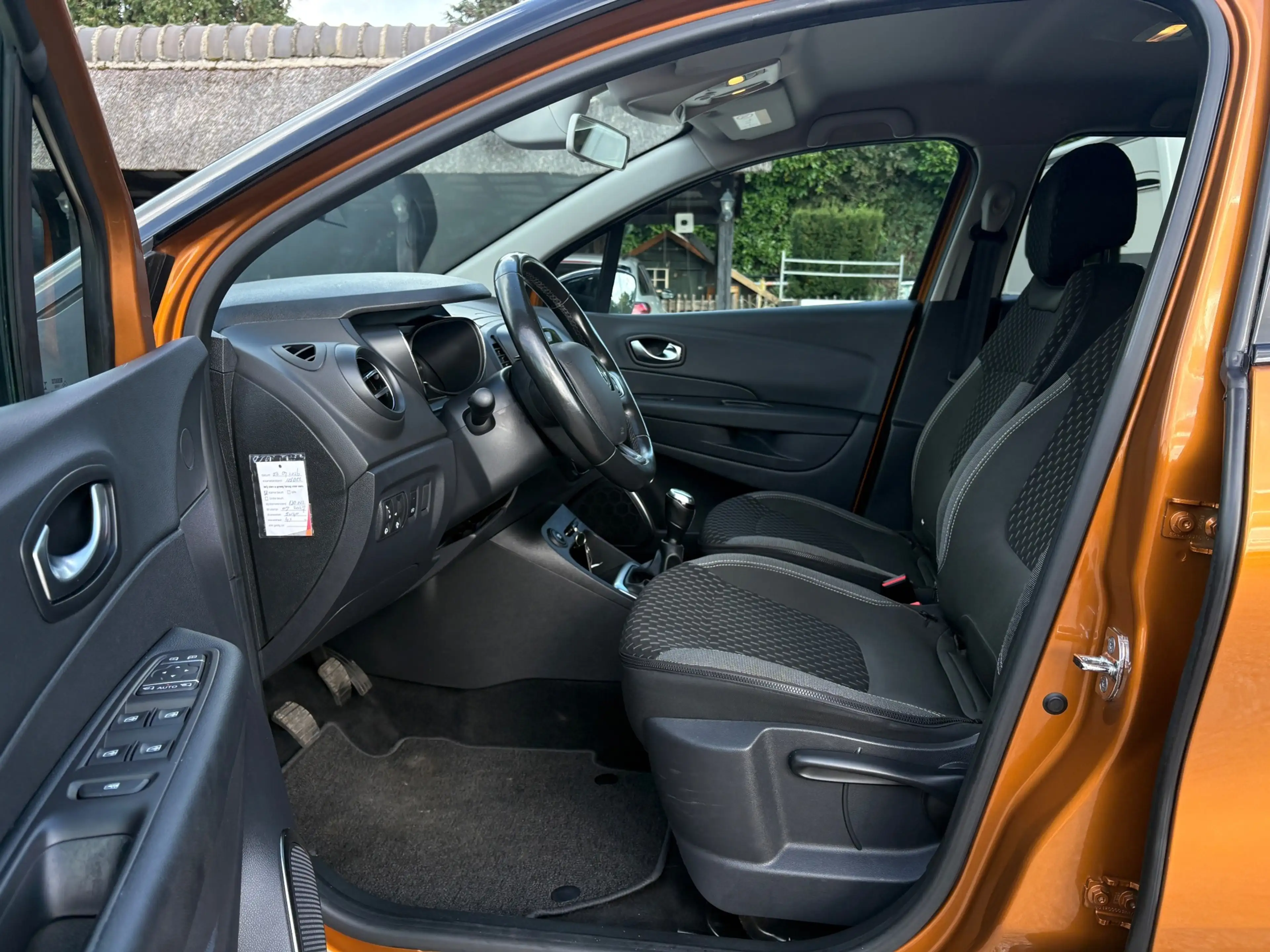 Renault Captur 0.9 TCe Intens Trekhaak, LED, Keyless, Carplay — photo 9