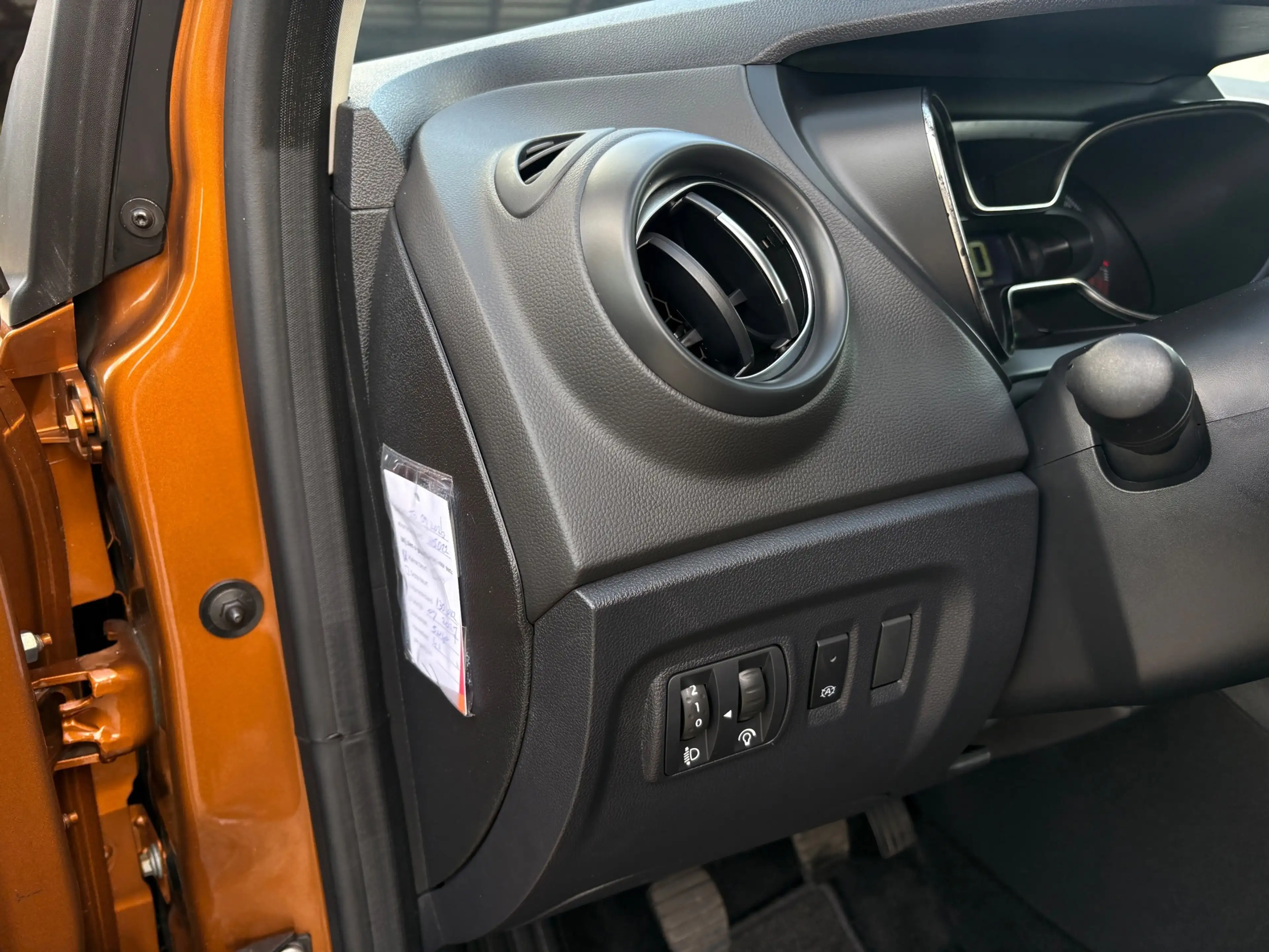 Renault Captur 0.9 TCe Intens Trekhaak, LED, Keyless, Carplay — photo 24