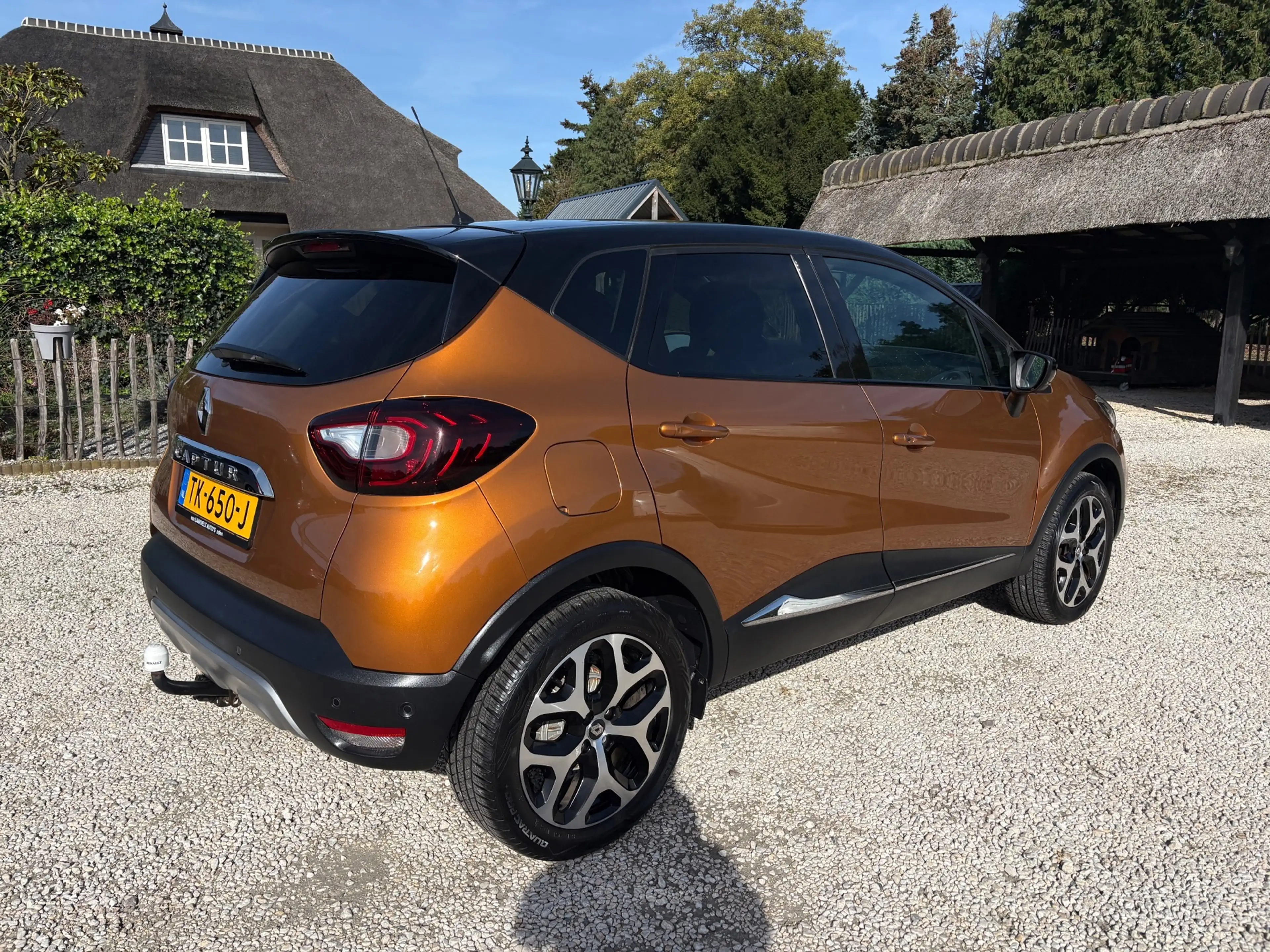 Renault Captur 0.9 TCe Intens Trekhaak, LED, Keyless, Carplay — photo 6