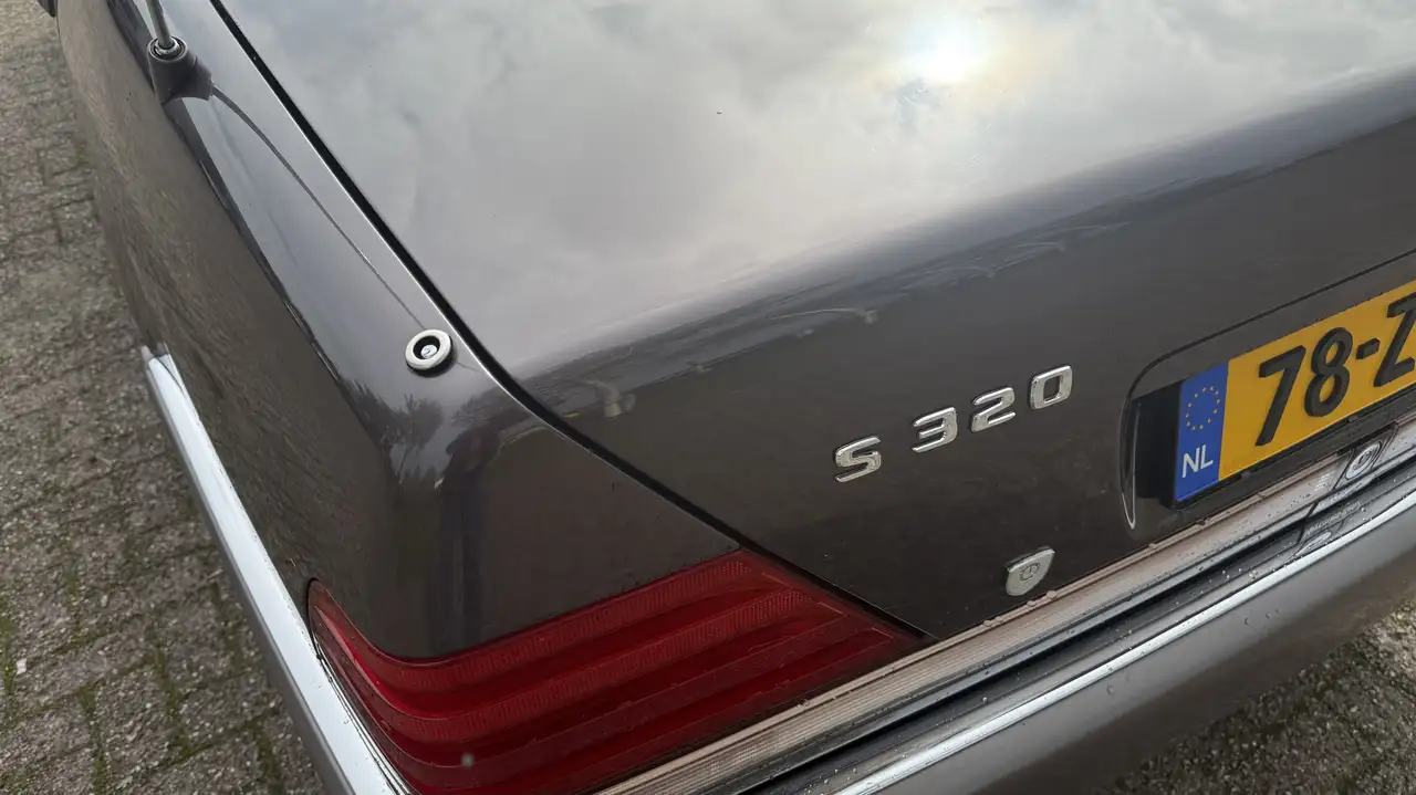 Mercedes-Benz E 300 S 320, foto 9