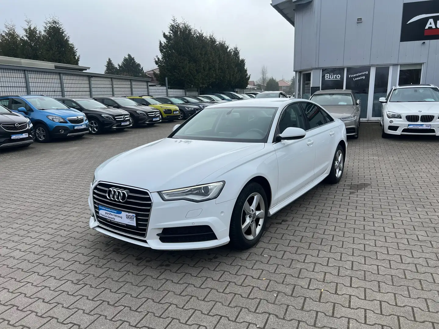 Audi A6 2.0 TDI Lim. ultra S-tronic / Inkl. Garantie *AHK Weiß - 1