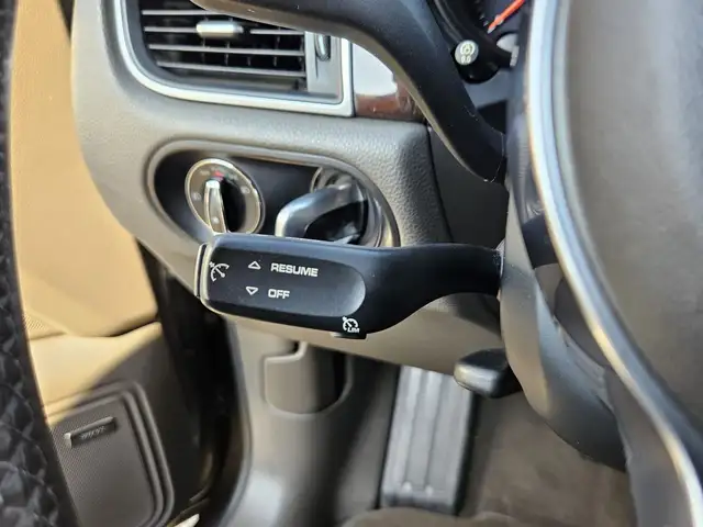 Porsche Macan view 17