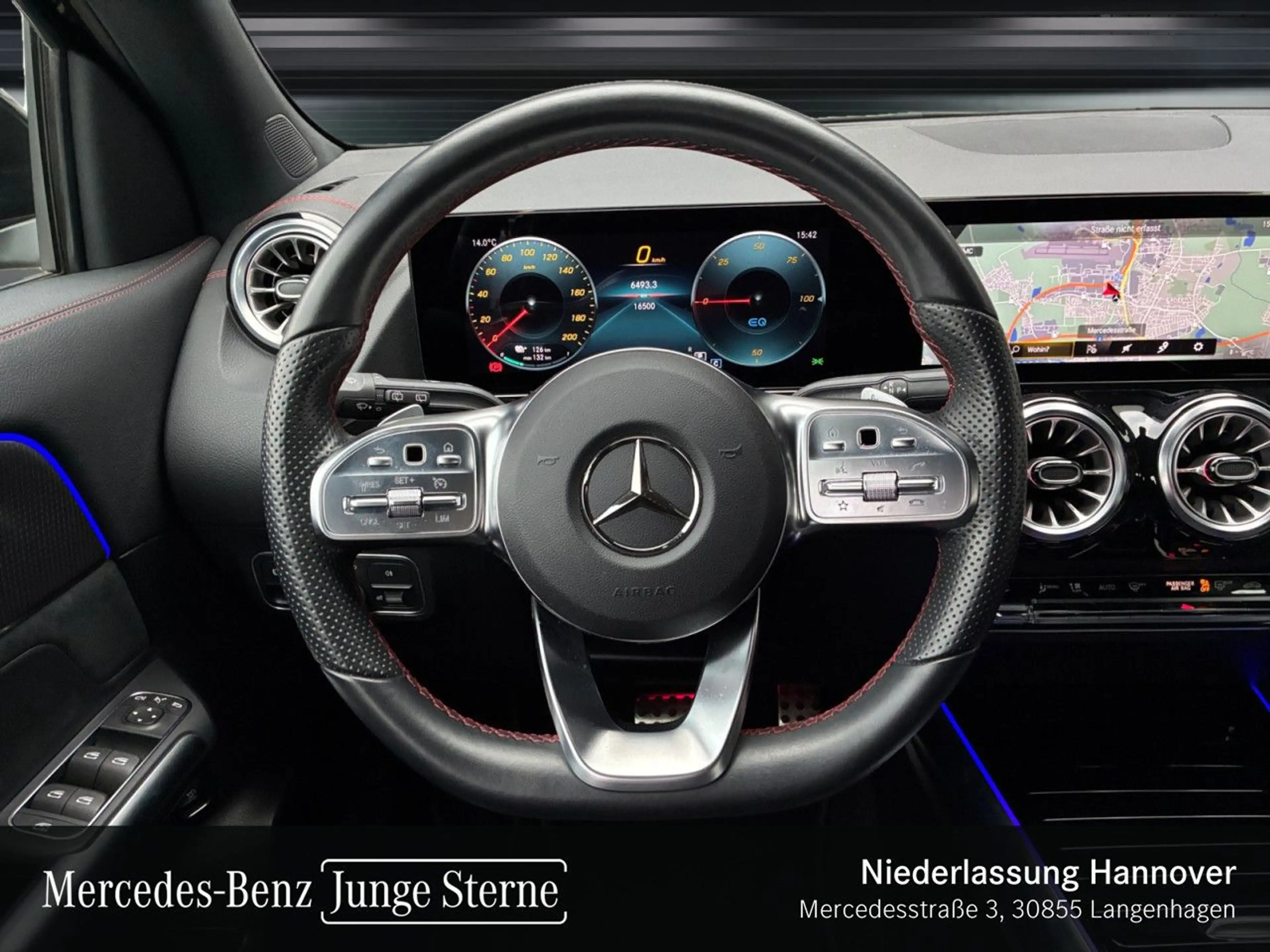 Mercedes-Benz EQA 300 4M AMG+PLUS-PAKET+KAMERA+KEYLESS+SPUR — photo 15