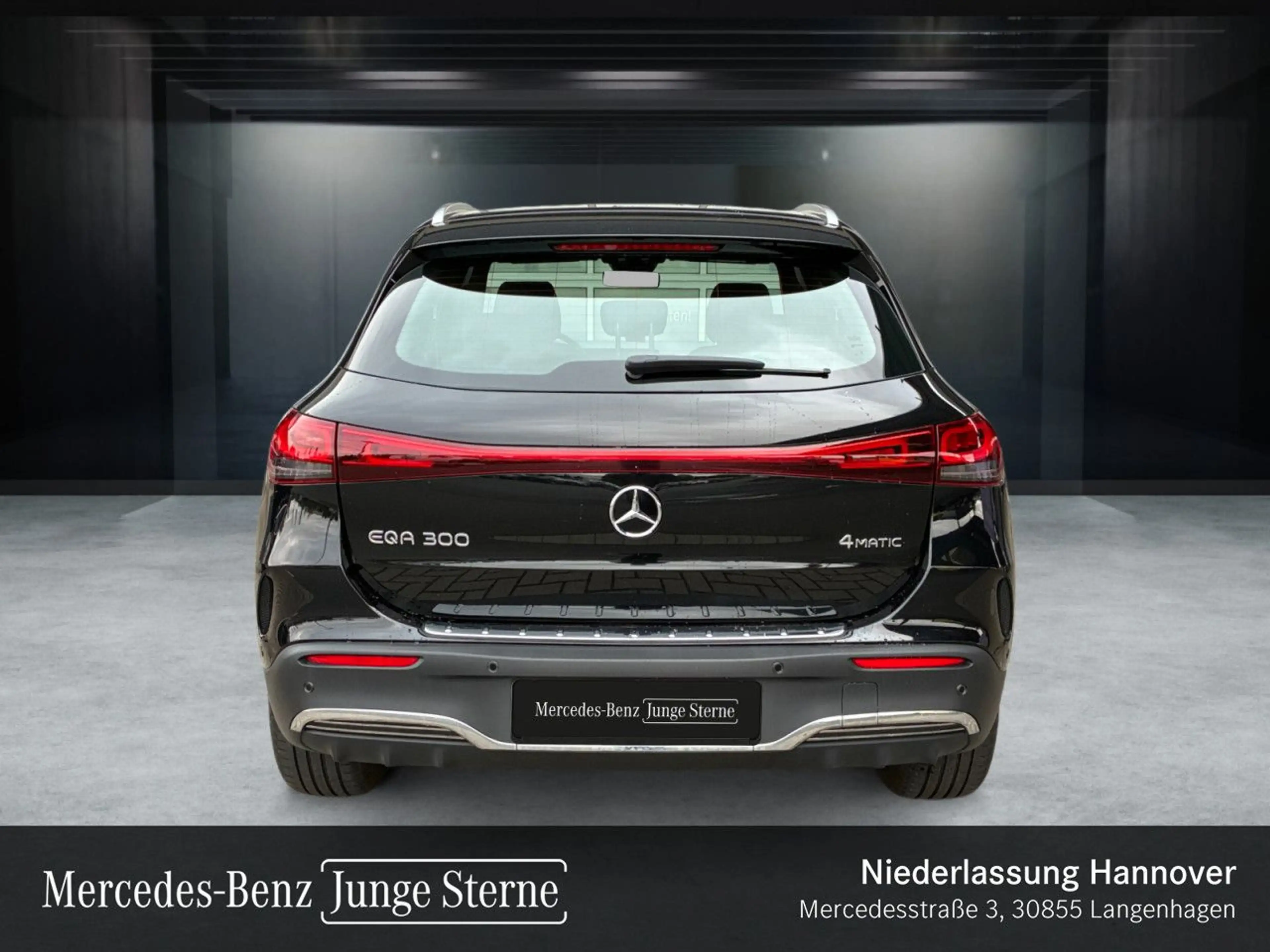 Mercedes-Benz EQA 300 4M AMG+PLUS-PAKET+KAMERA+KEYLESS+SPUR — photo 6