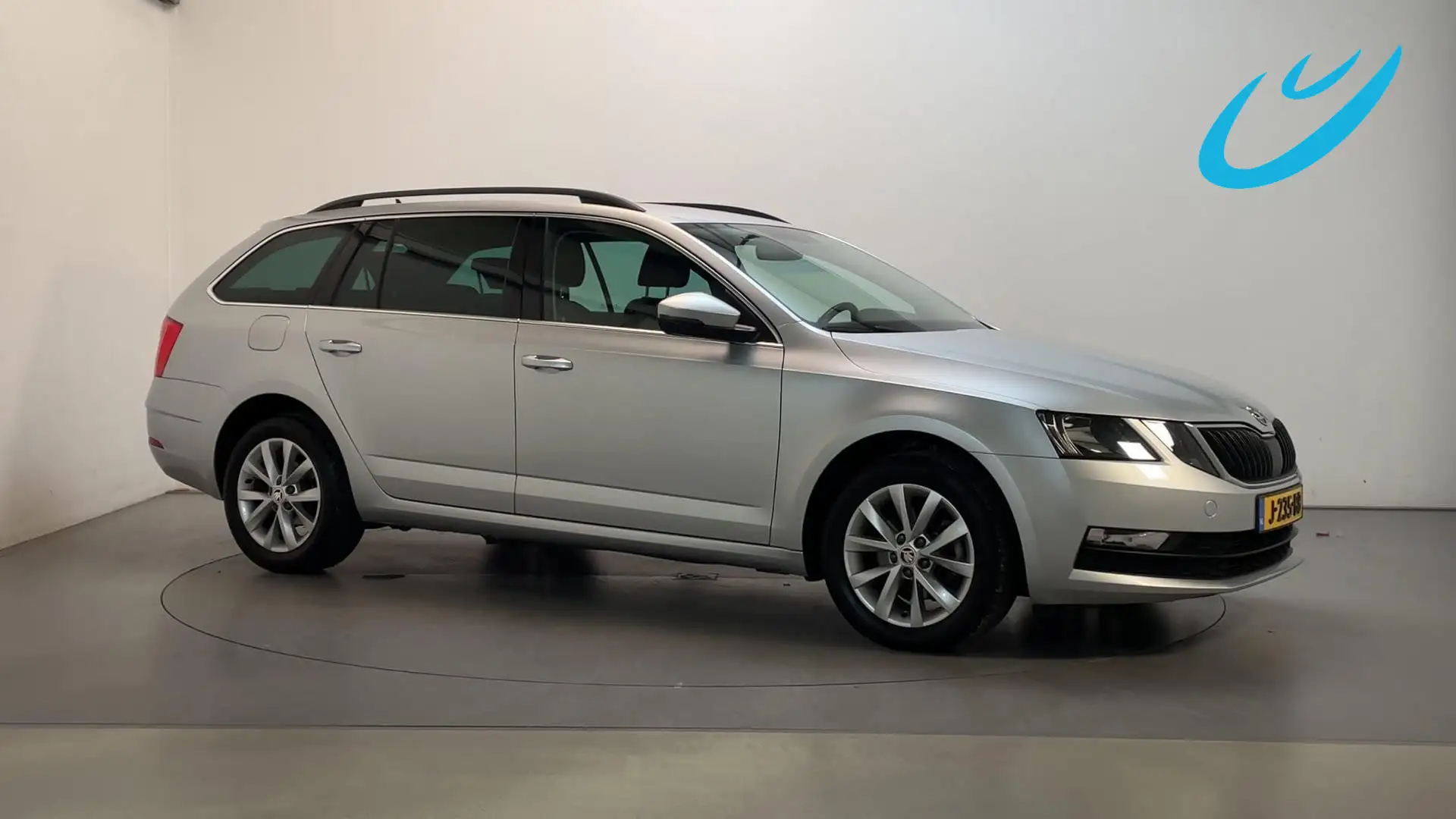 Skoda Octavia Combi 1.5 TSI 150pk DSG Greentech Business Edition Grijs - 1