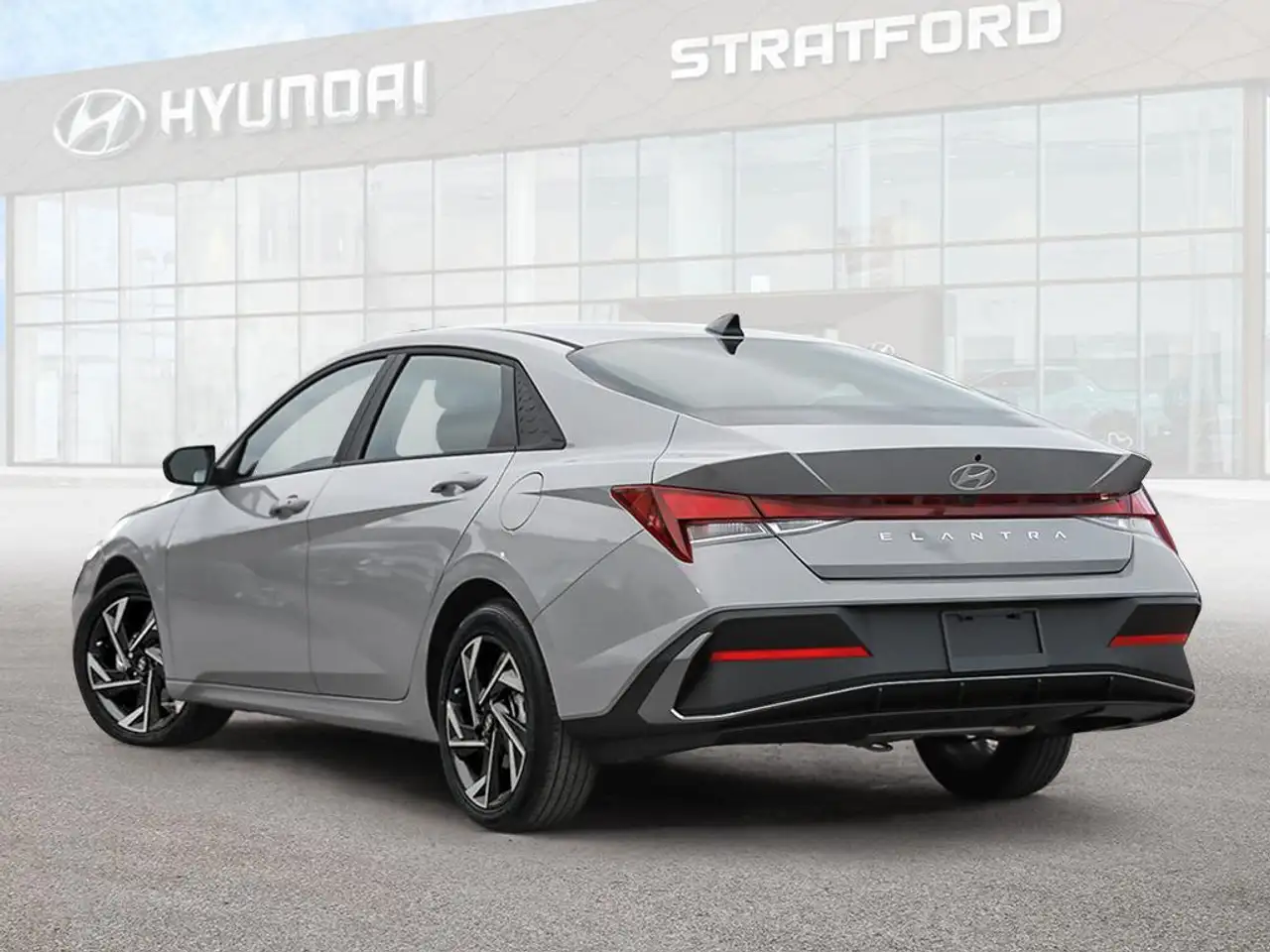 Hyundai ELANTRA снимка Hyundai ELANTRA