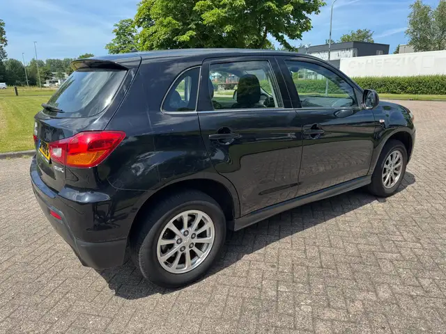 Mitsubishi ASX view 5