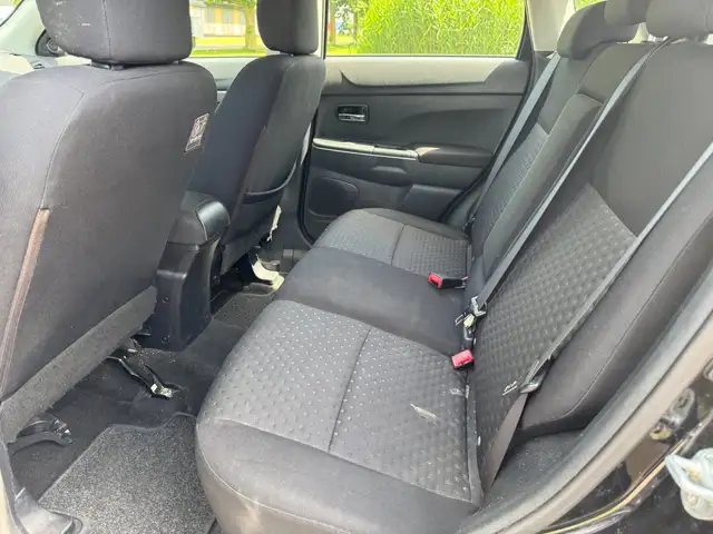 Mitsubishi ASX view 13