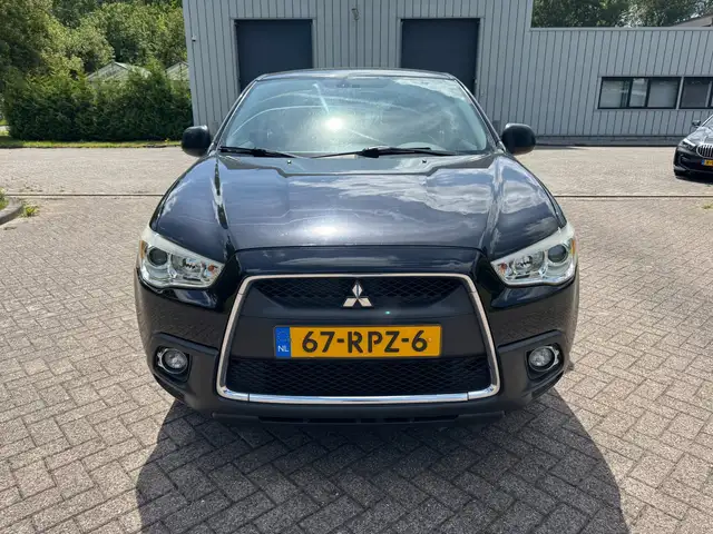 Mitsubishi ASX view 2