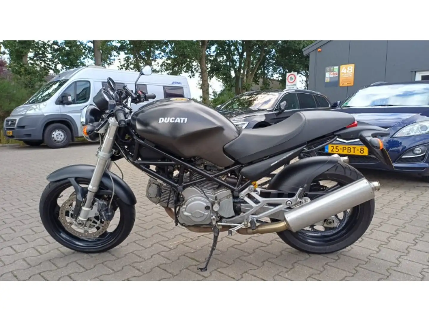 Ducati Monster 620 Tour Dark ie - 2