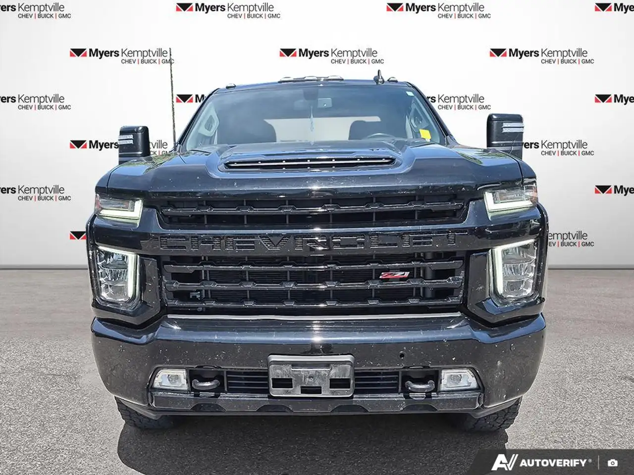 Chevrolet Silverado 2500 photo Chevrolet Silverado 2500