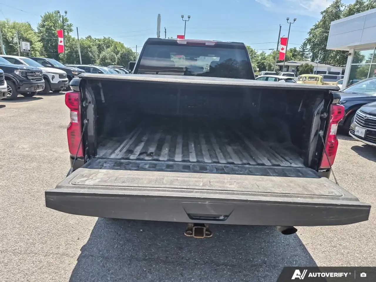 Chevrolet Silverado 2500 photo Chevrolet Silverado 2500