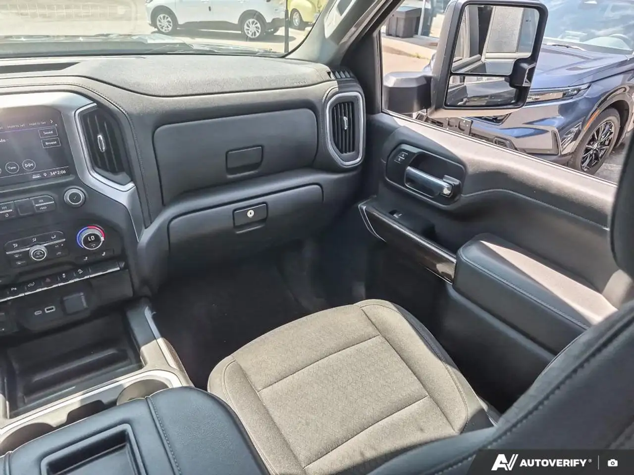 Chevrolet Silverado 2500 photo Chevrolet Silverado 2500