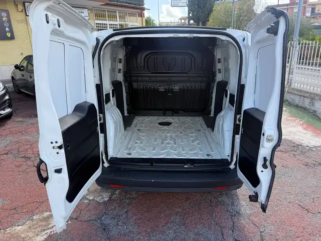 Fiat Doblo view 9