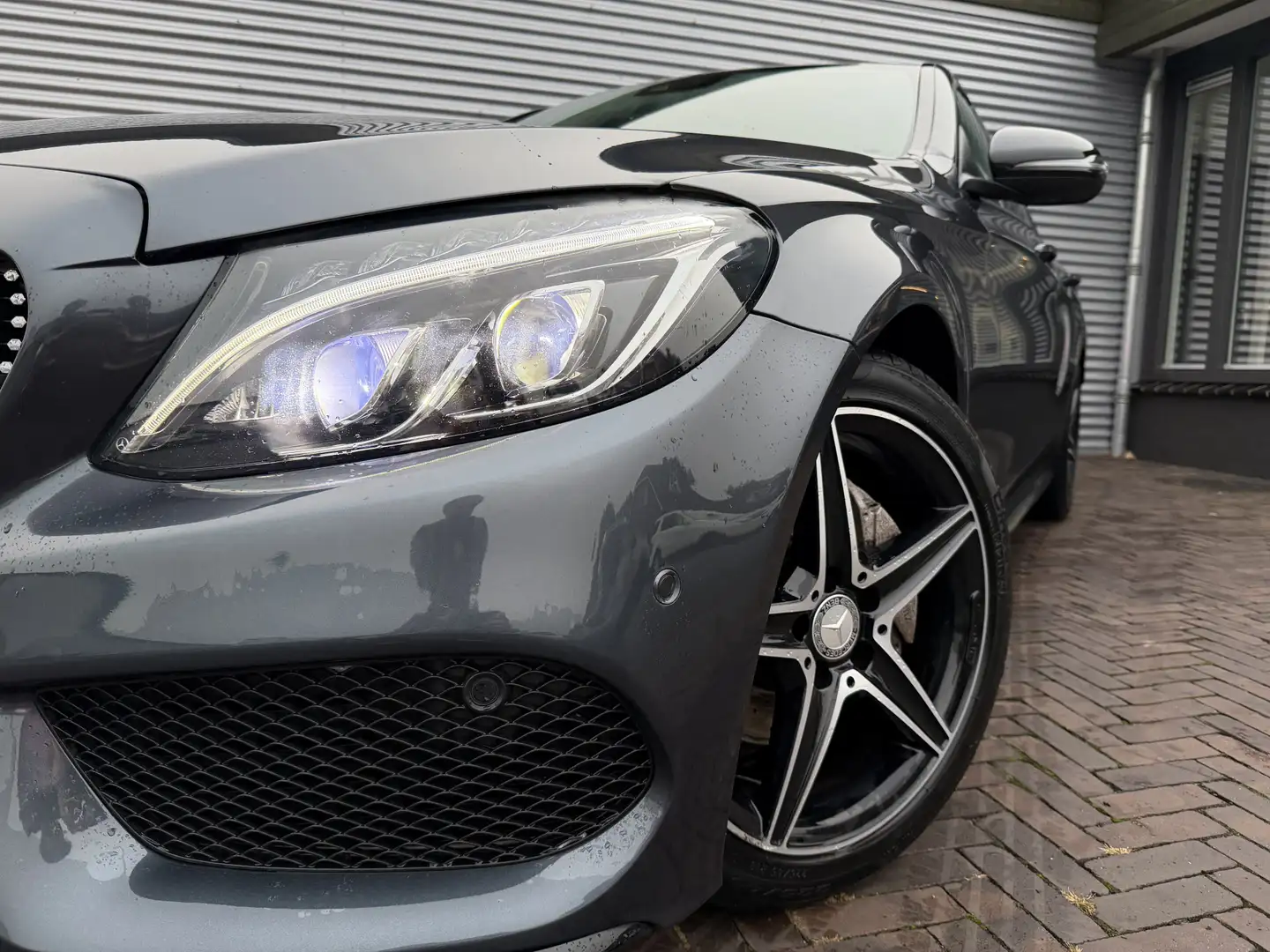 Mercedes-Benz C 180 Prestige AMG night pakket  lage km Gris - 2