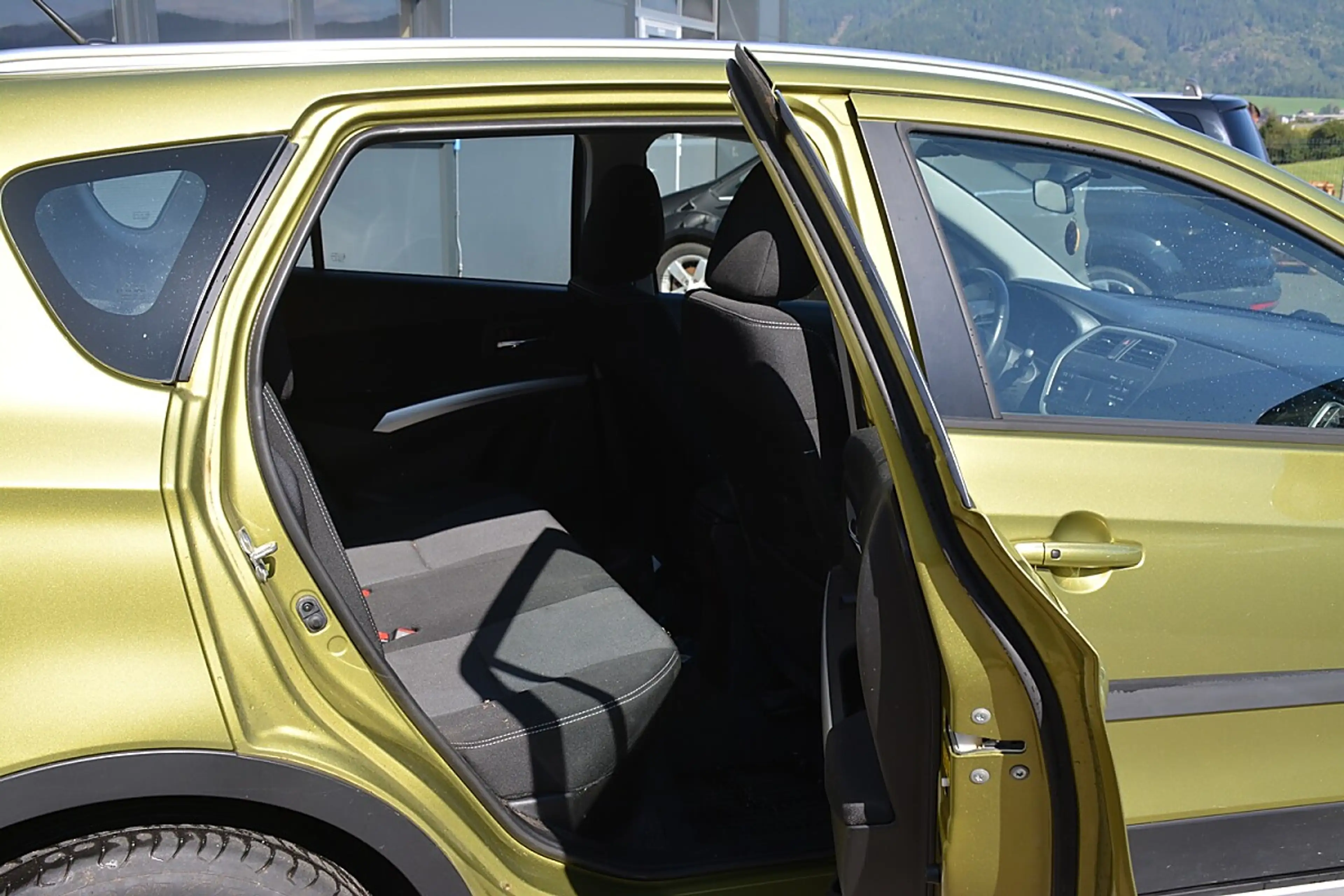 Suzuki SX4 S-Cross 1.6 ALLGRIP Shine SH MFL AHK ELFH — photo 8