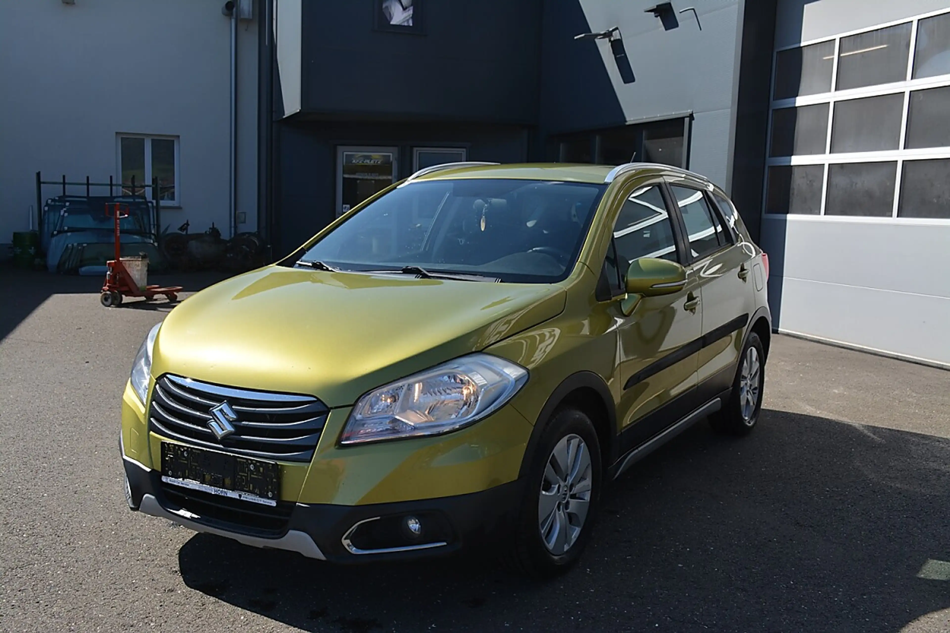 Suzuki SX4 S-Cross 1.6 ALLGRIP Shine SH MFL AHK ELFH — photo 3