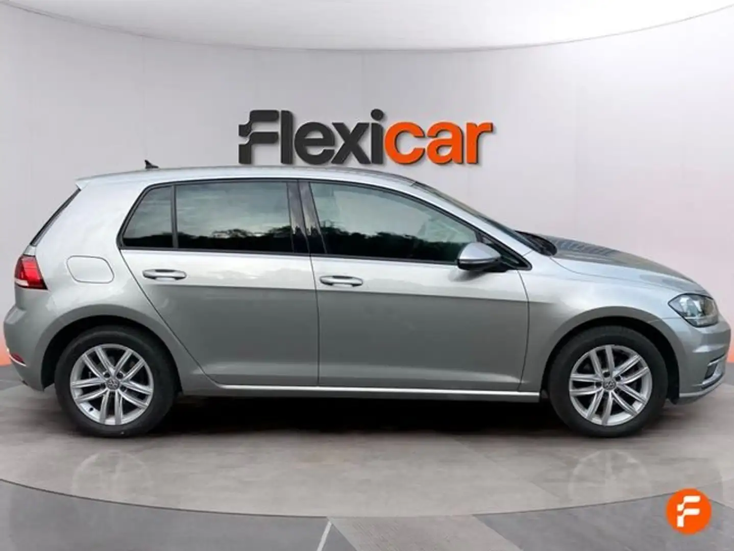Volkswagen Golf 1.4 TSI Advance 92kW Gris - 2