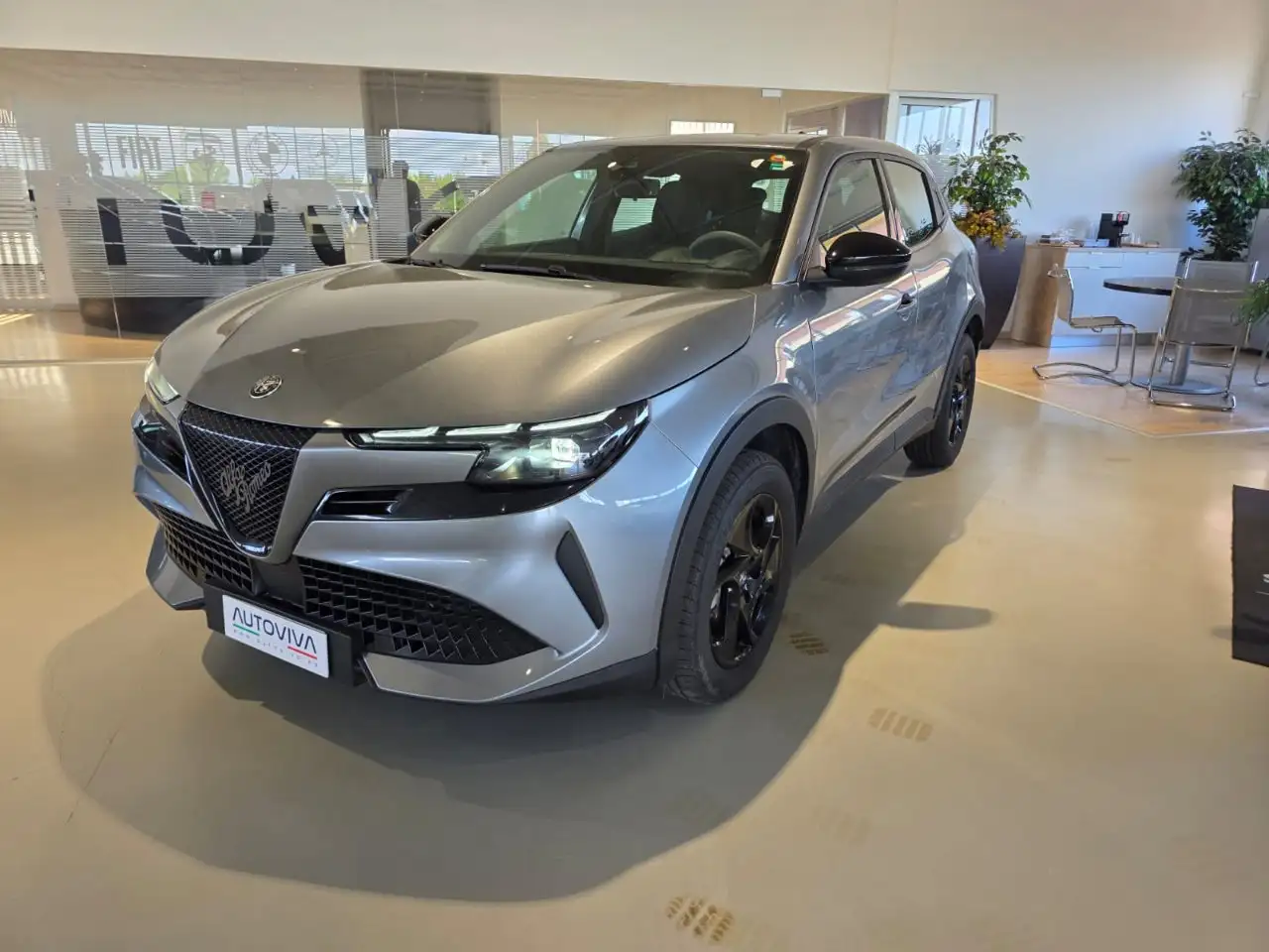Alfa Romeo Junior 2025