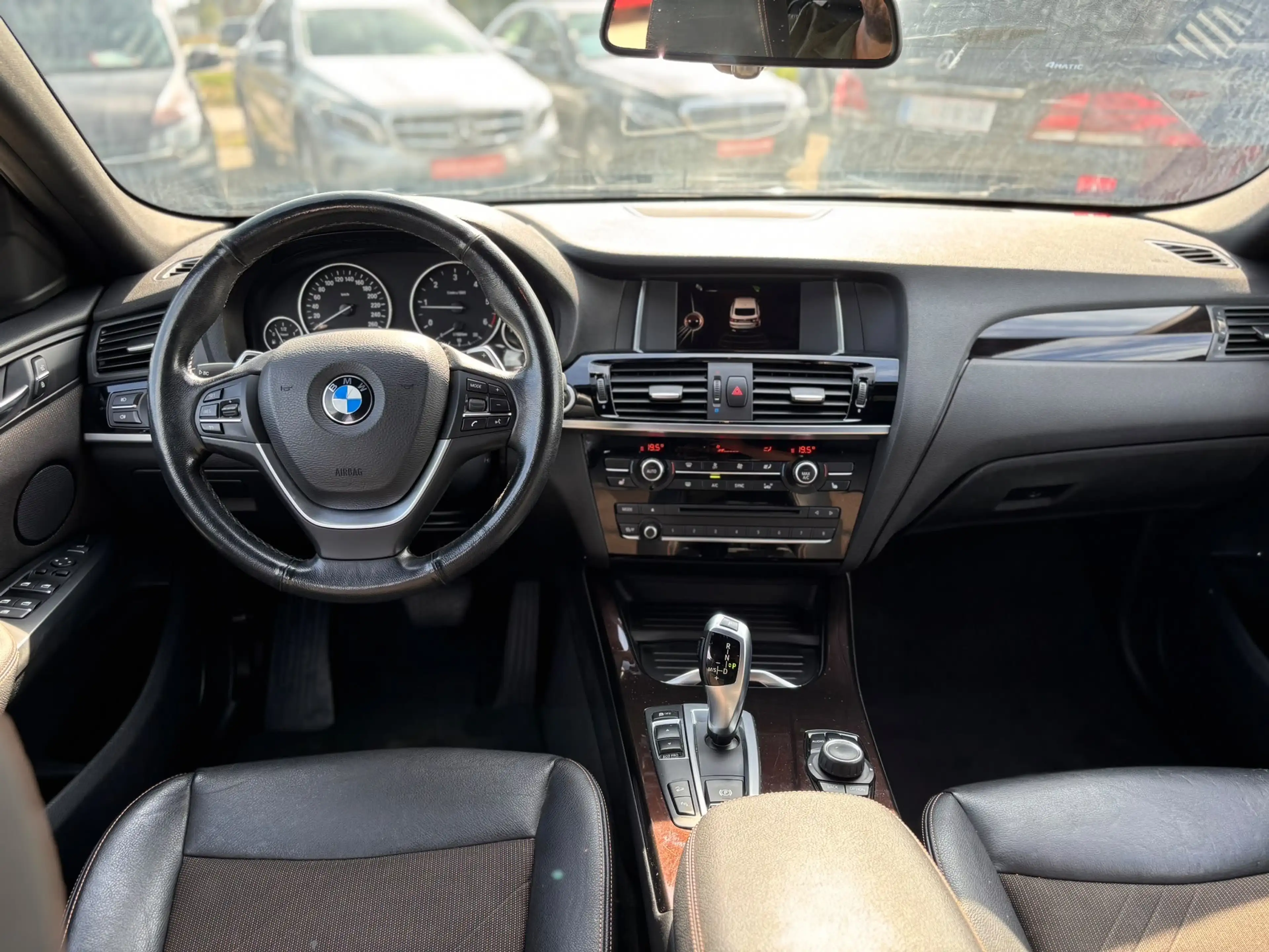 BMW X4 xDrive 20 d — photo 11