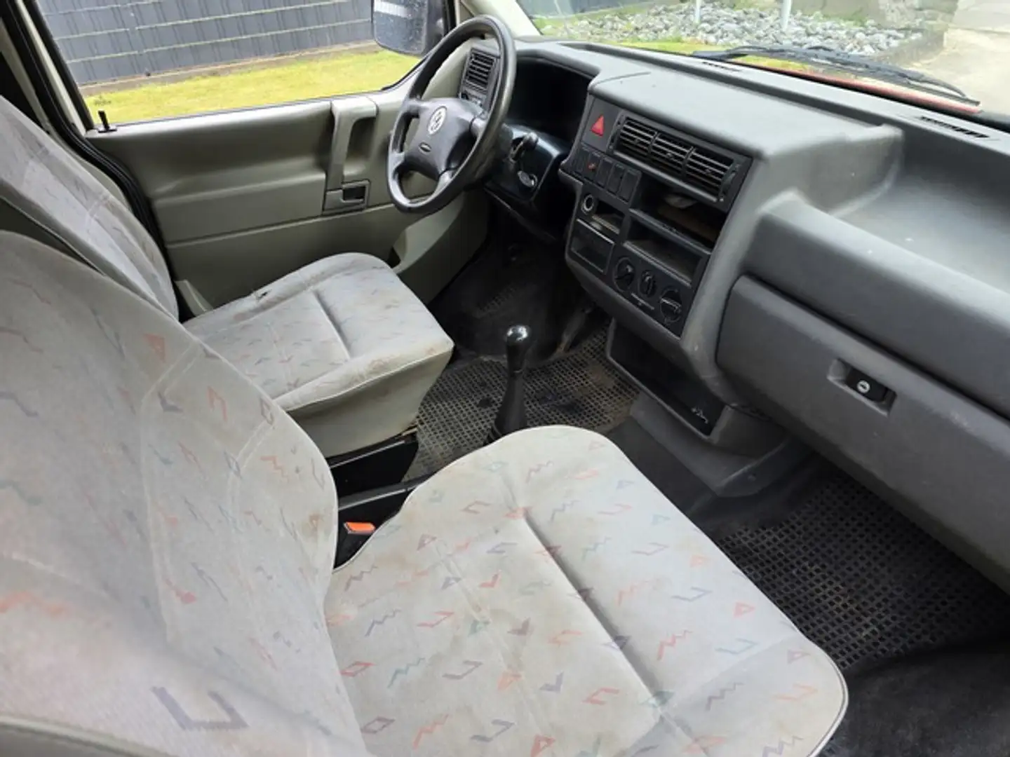 Volkswagen T4 2,5 TDI Kasten AHK TÜV NEU! Rot - 2