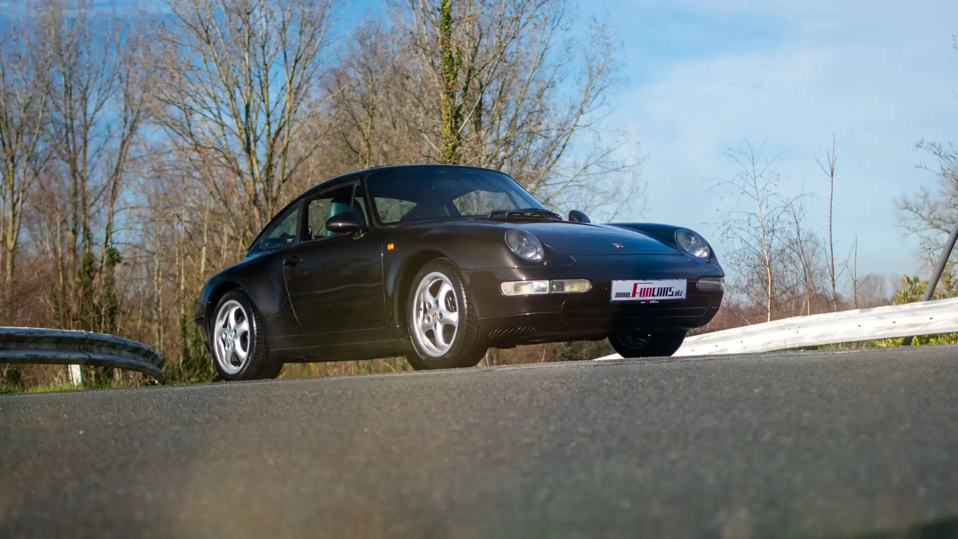 Porsche 993 Carrera 2 Schwarz - 1