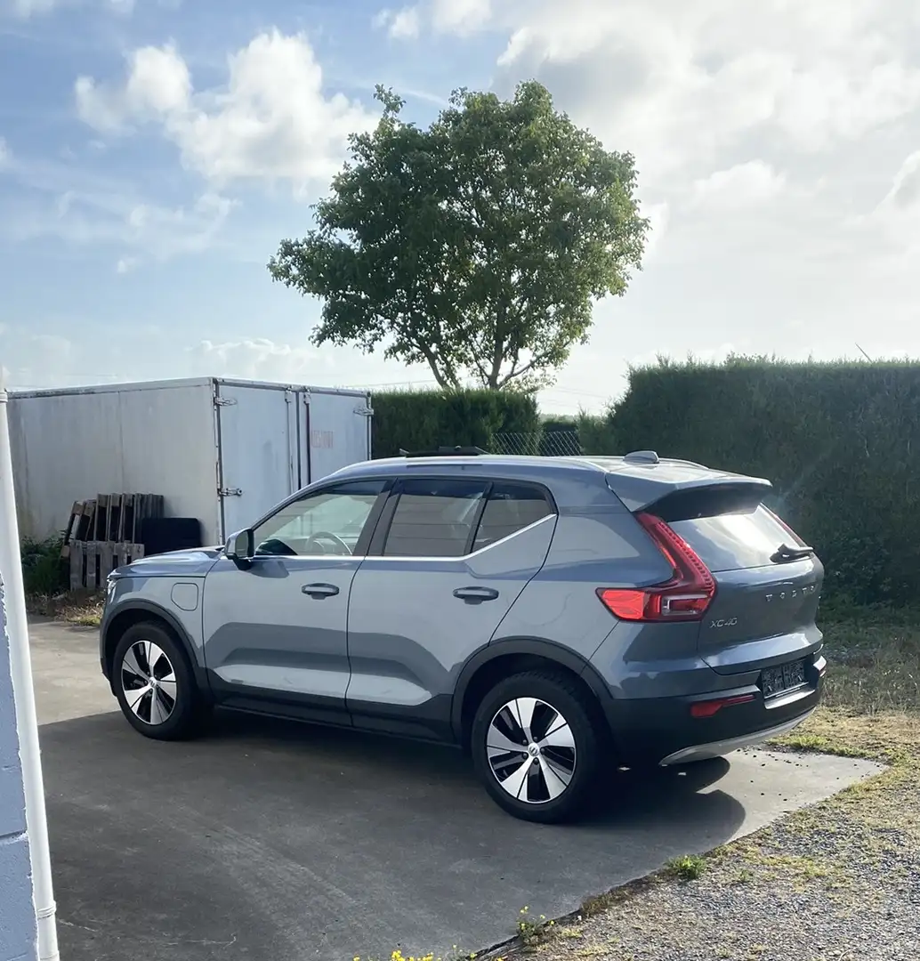 Volvo XC40 T4 Recharge DKG Plus Bright Gris - 1