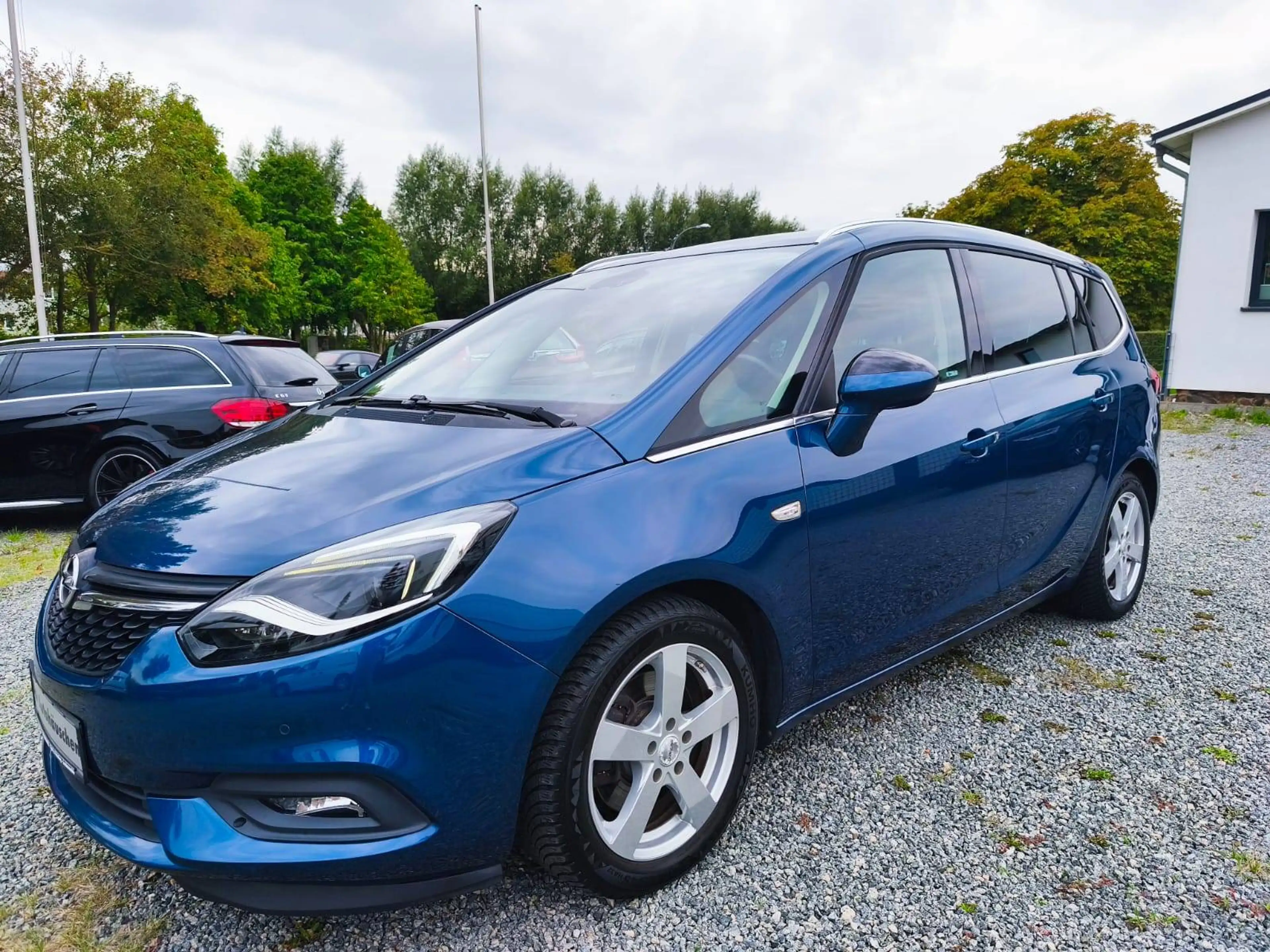 Opel Zafira Tourer Innovation Start/Stop — photo 5