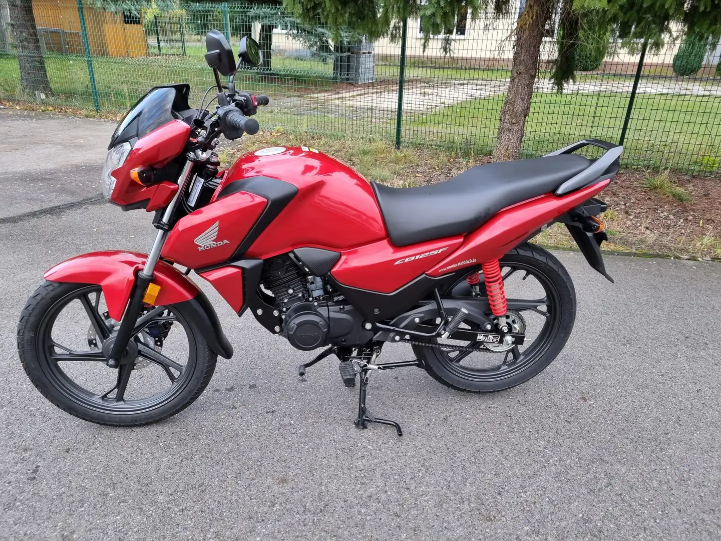 Honda CBF 125 F Rot - 1