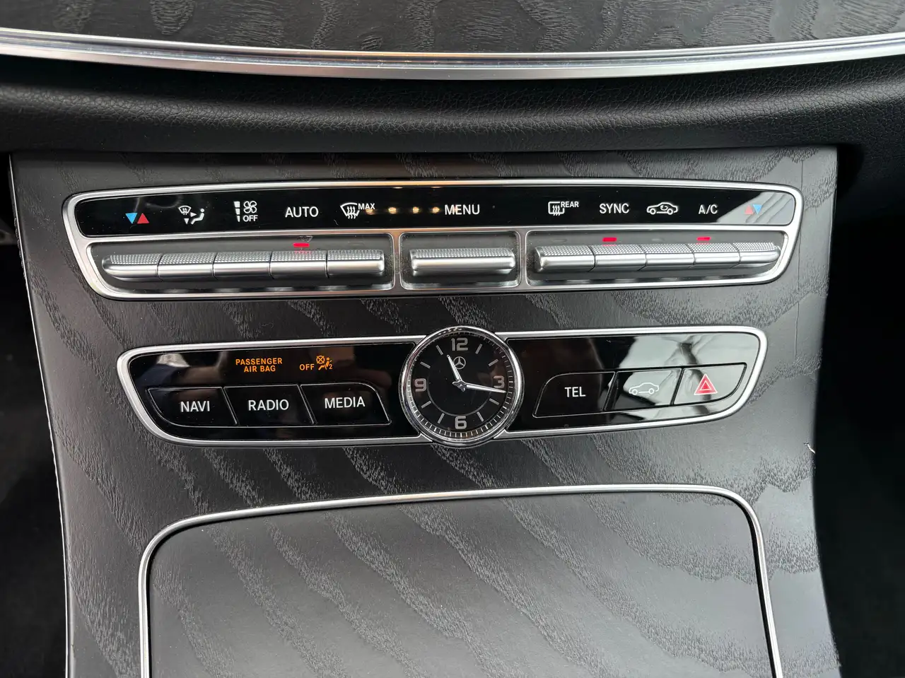 Mercedes-Benz E-Class Coupe E 200 AMG, миниатюра 12