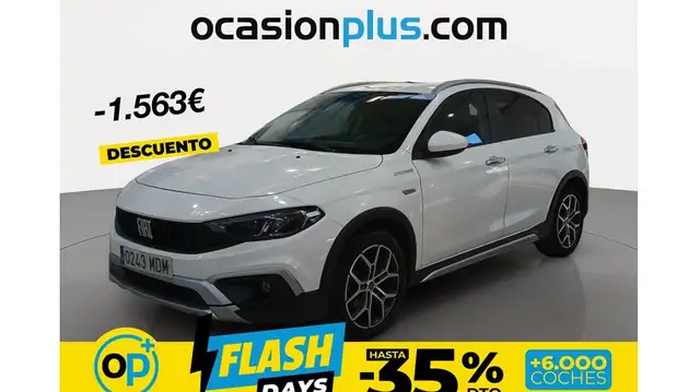 Fiat Tipo 1.5 Hybrid Cross DCT 96KW