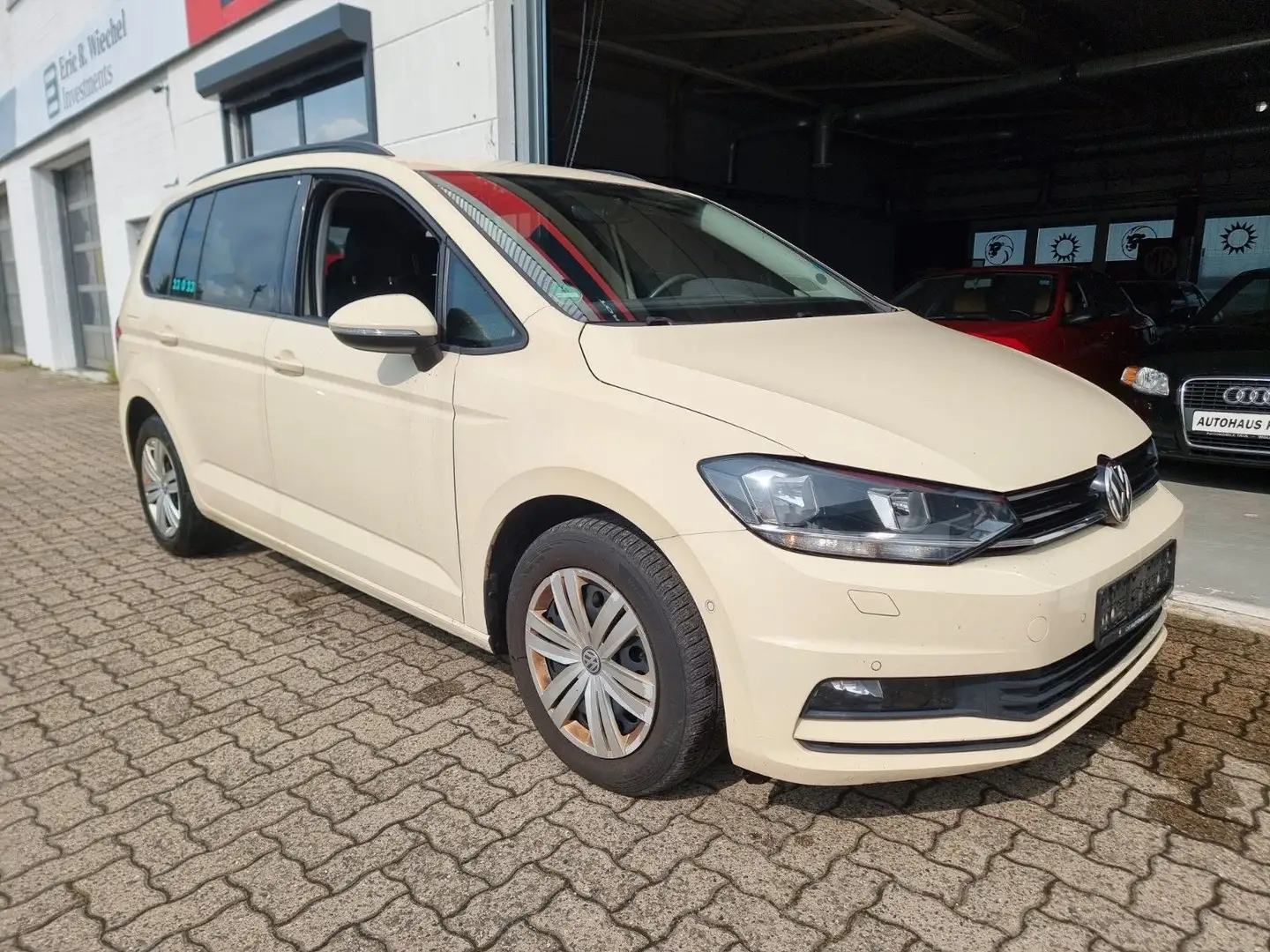 Volkswagen Touran 2.0 TDI Automatik TAXI Beige - 1
