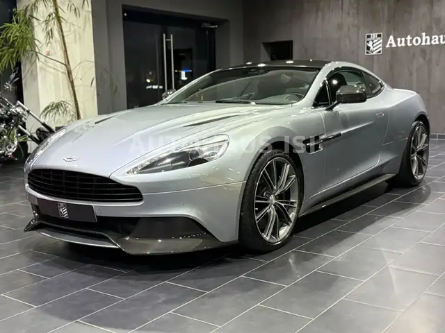 Aston Martin Vanquish V12 CARBON,B&O,EXCLUSIVE,NUR 14TKM