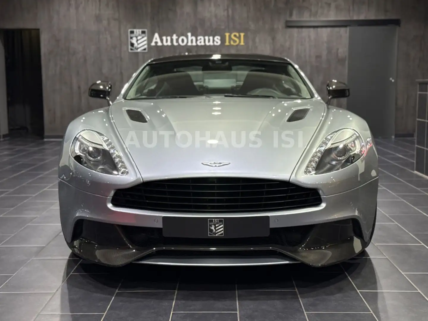 Aston Martin Vanquish V12 CARBON,B&O,EXCLUSIVE,NUR 14TKM Silber - 2