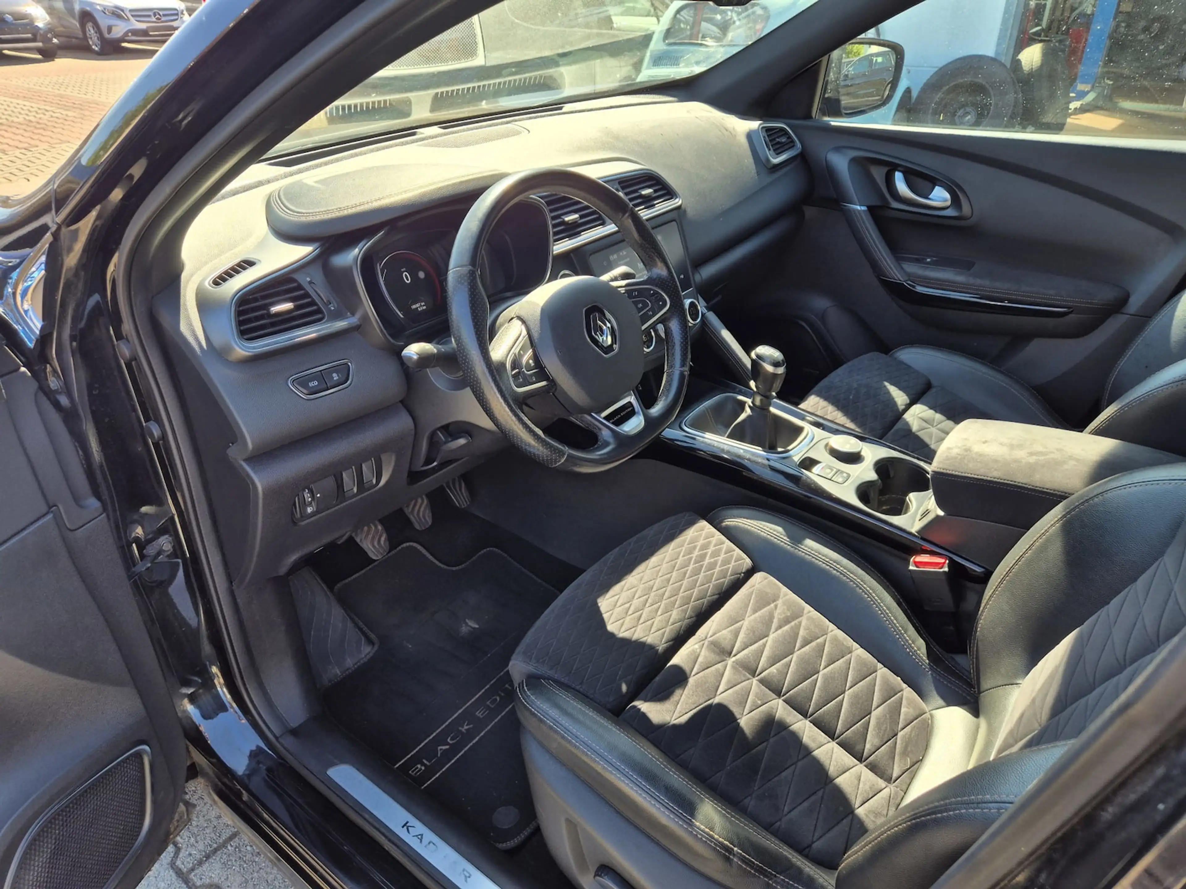 Renault Kadjar Black Edition bitte Beschreibung lesen!! Please re — photo 9